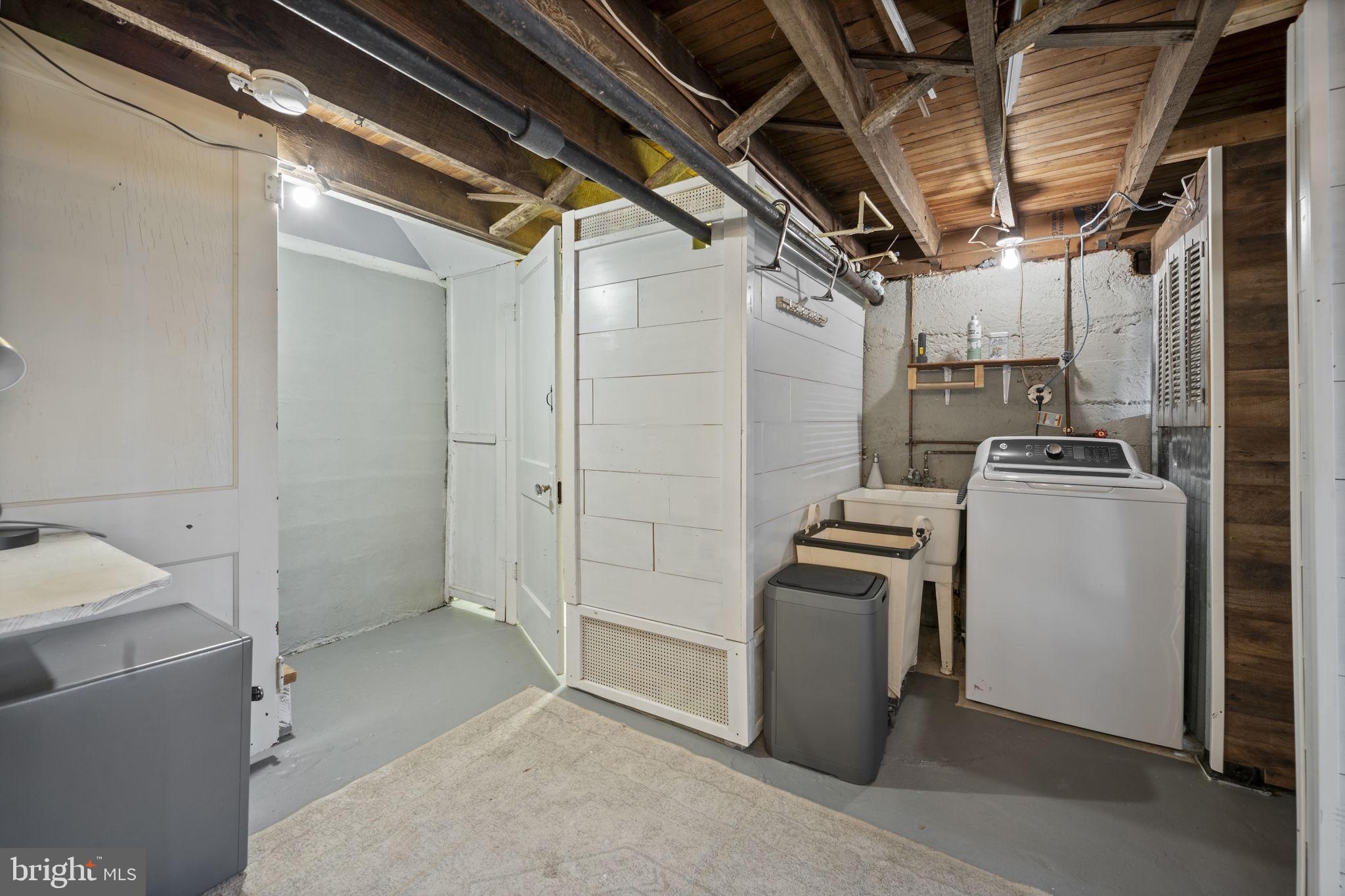 OVERLEA HILLS - Residential