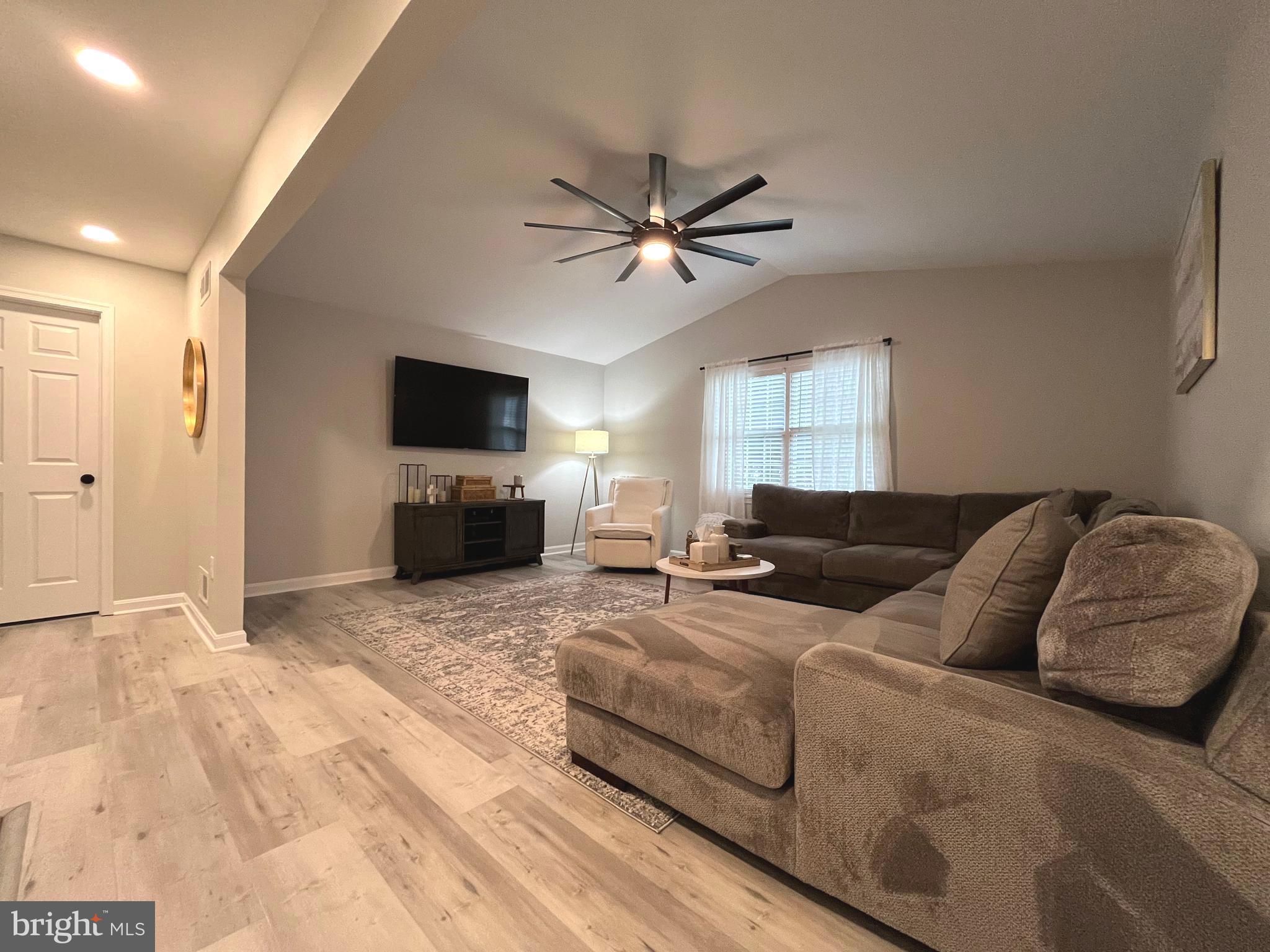 SPRING MILLS - Residential