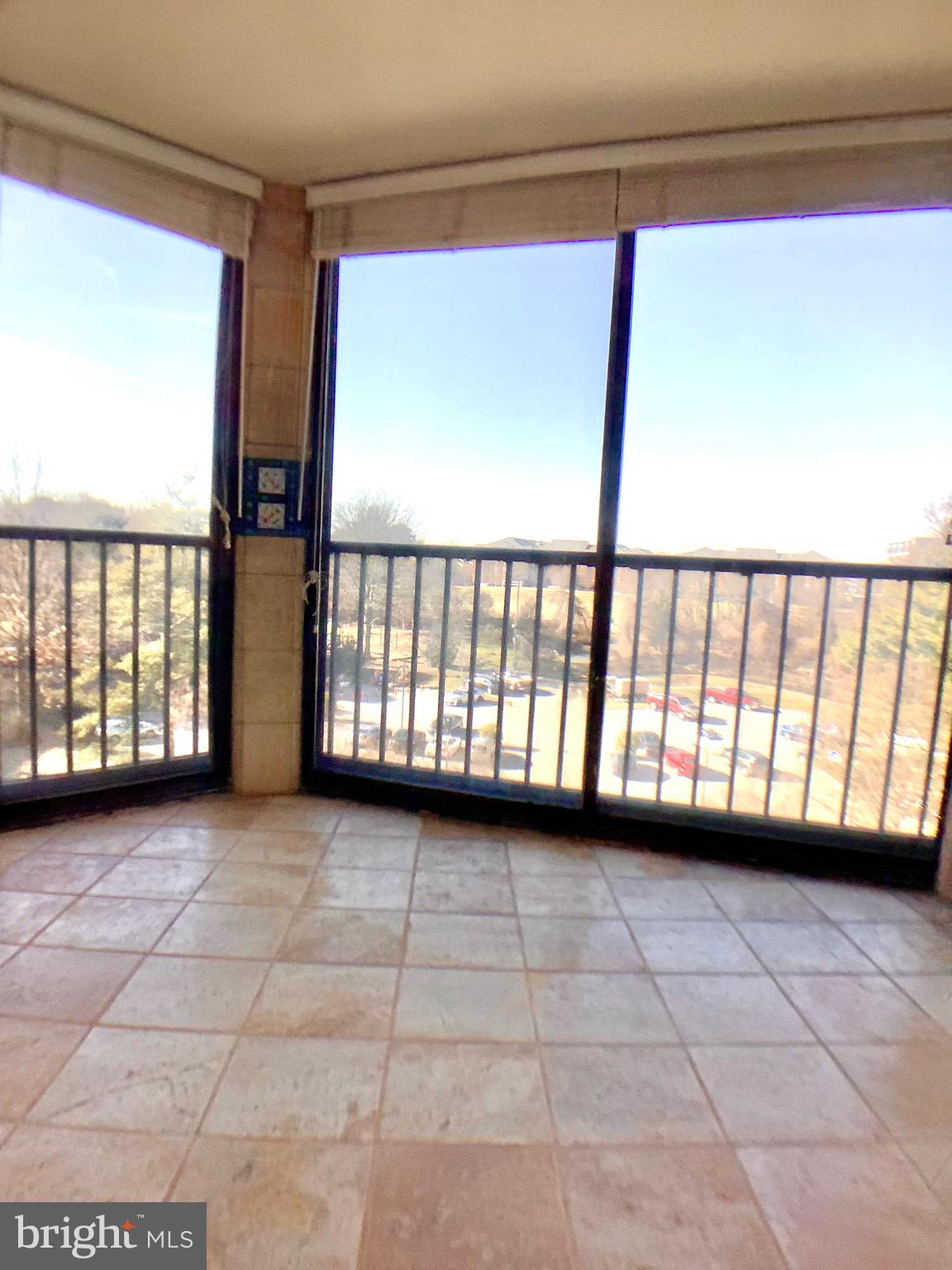 MONTEBELLO CONDO - Residential Lease