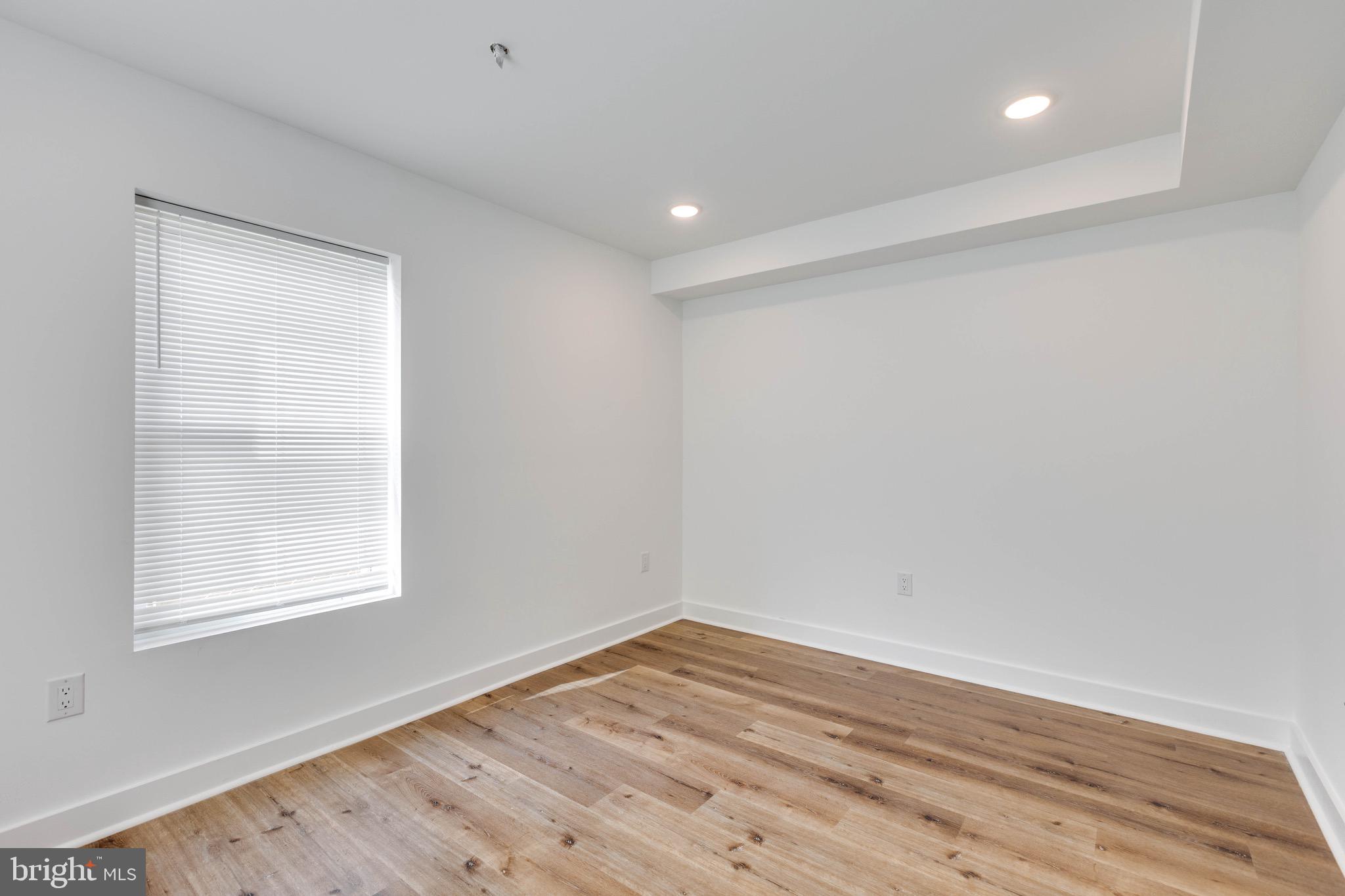 TEMPLE UNIVERSITY - Residential Lease