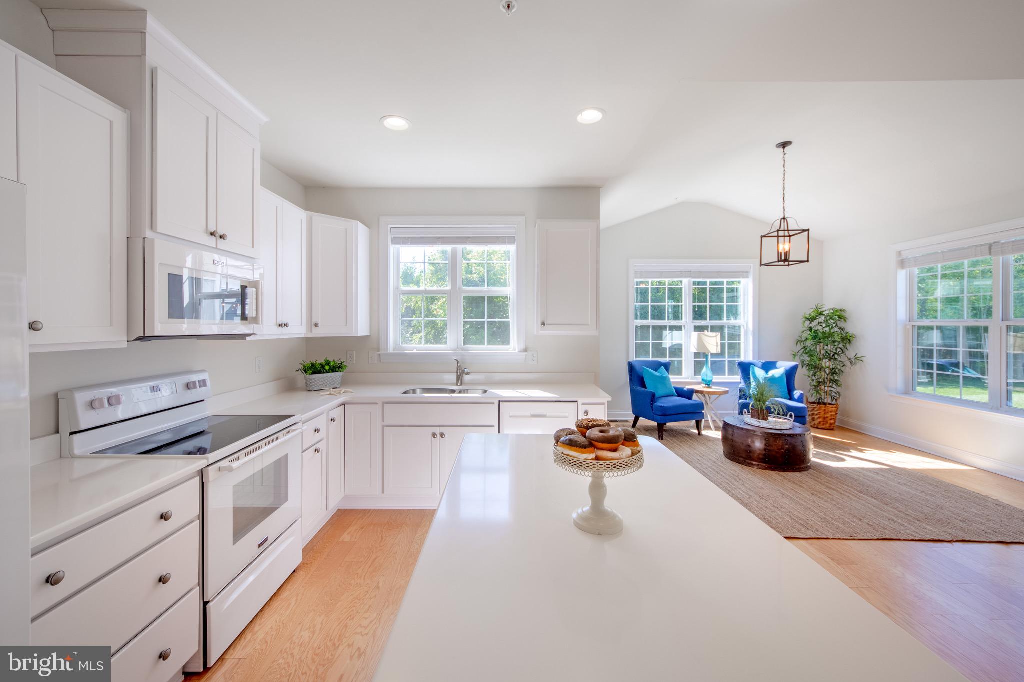 BAY BRIDGE COVE - Residential