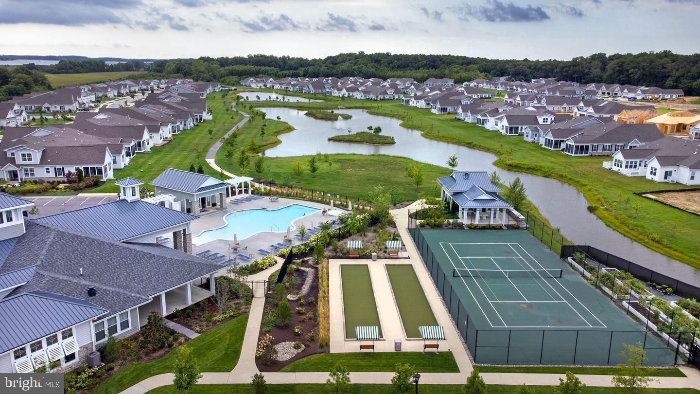 BAY BRIDGE COVE - Residential