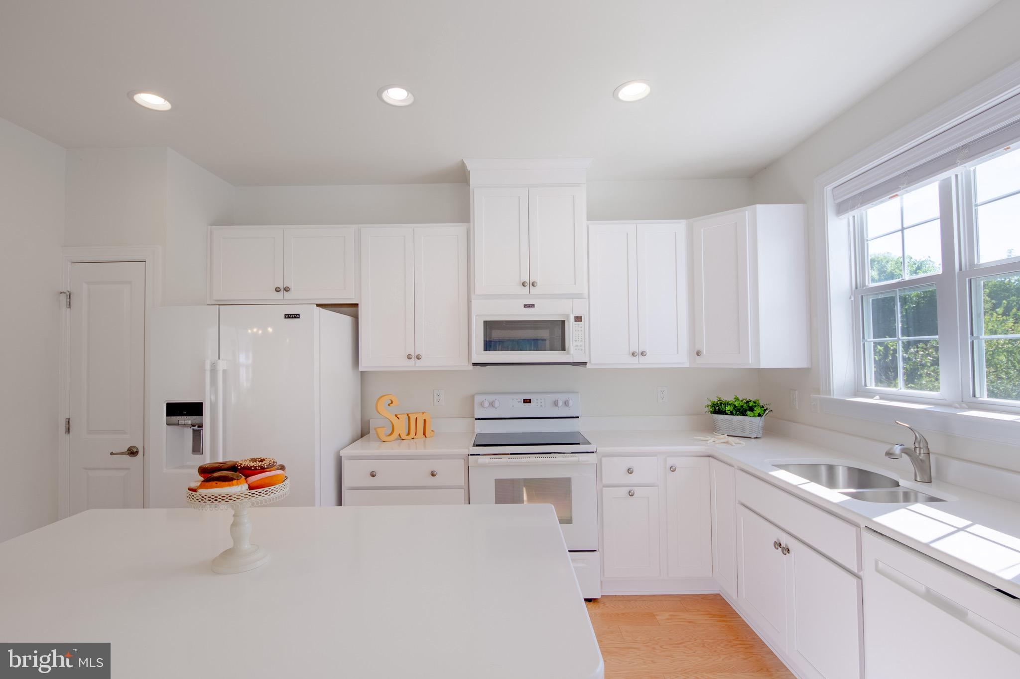 BAY BRIDGE COVE - Residential