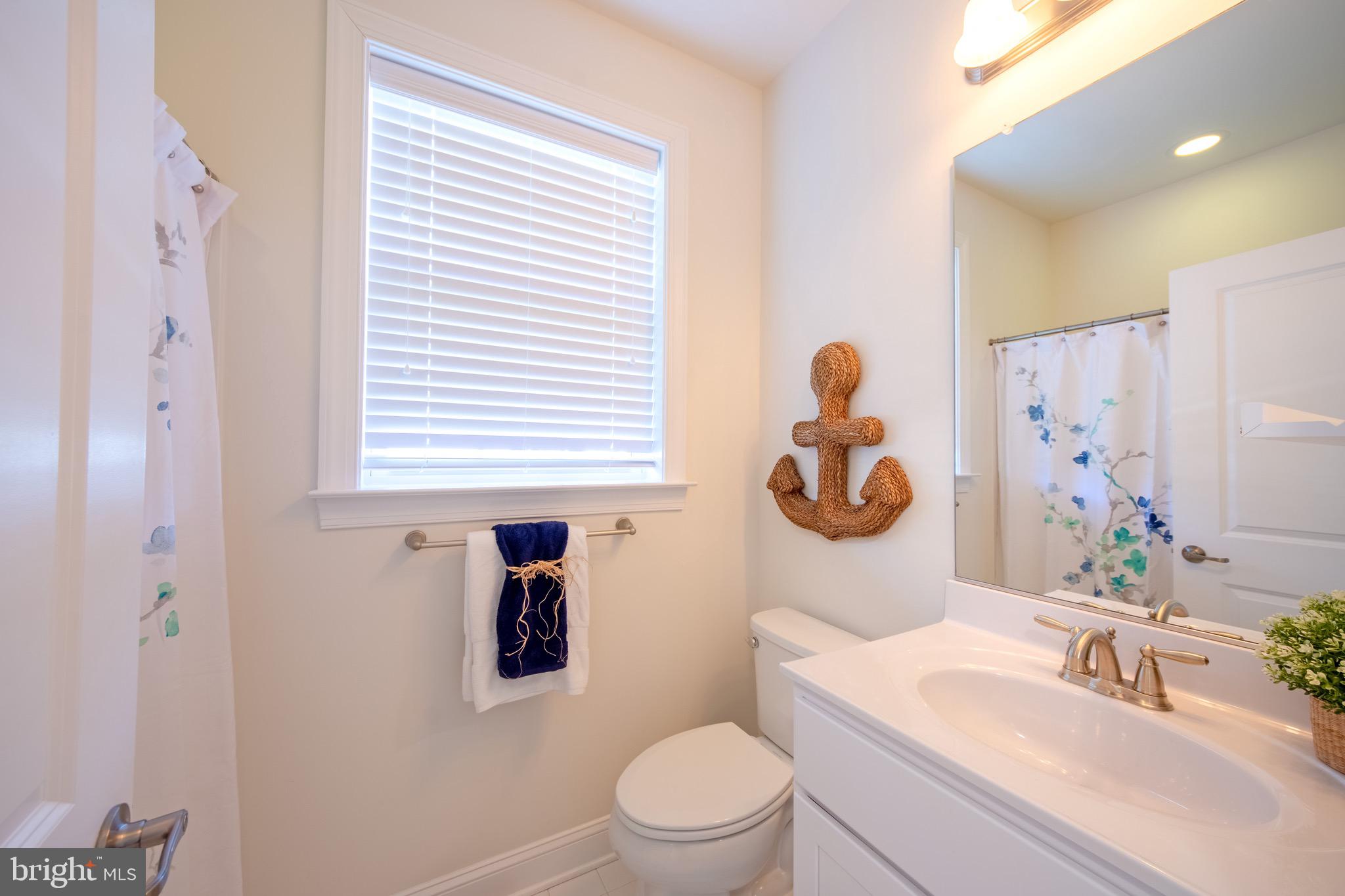 BAY BRIDGE COVE - Residential