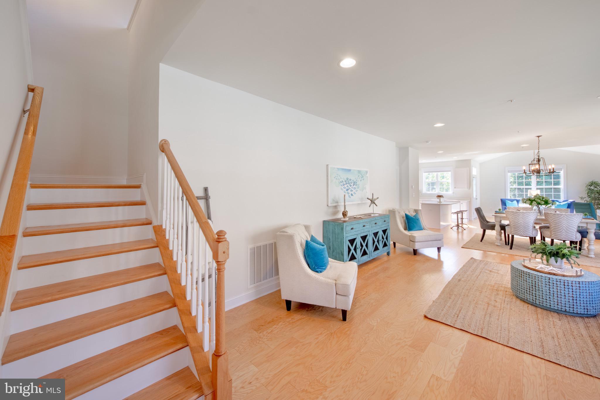 BAY BRIDGE COVE - Residential