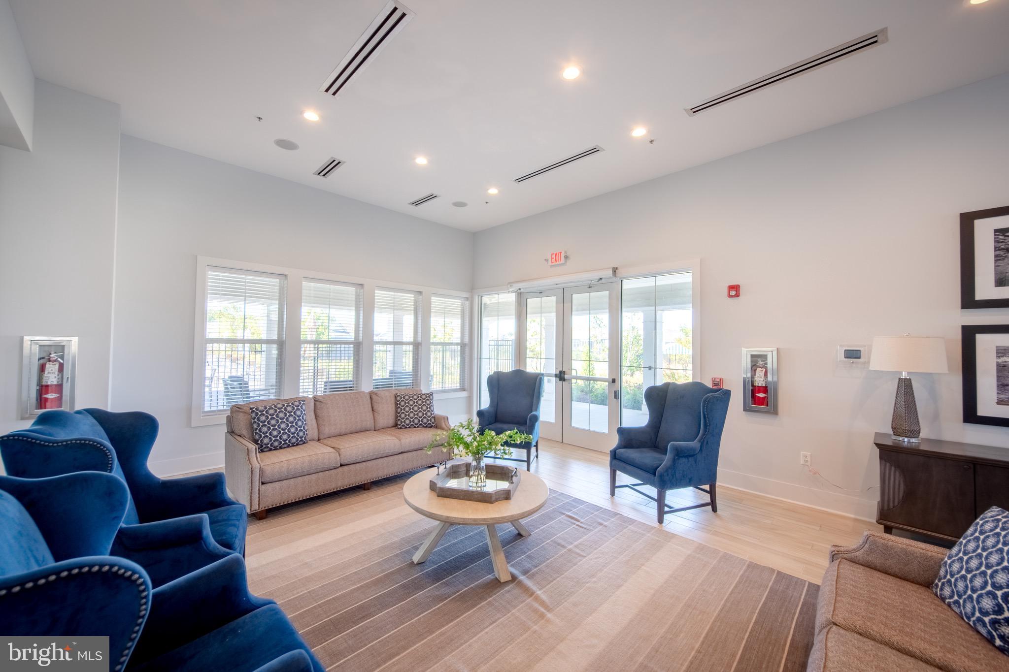 BAY BRIDGE COVE - Residential