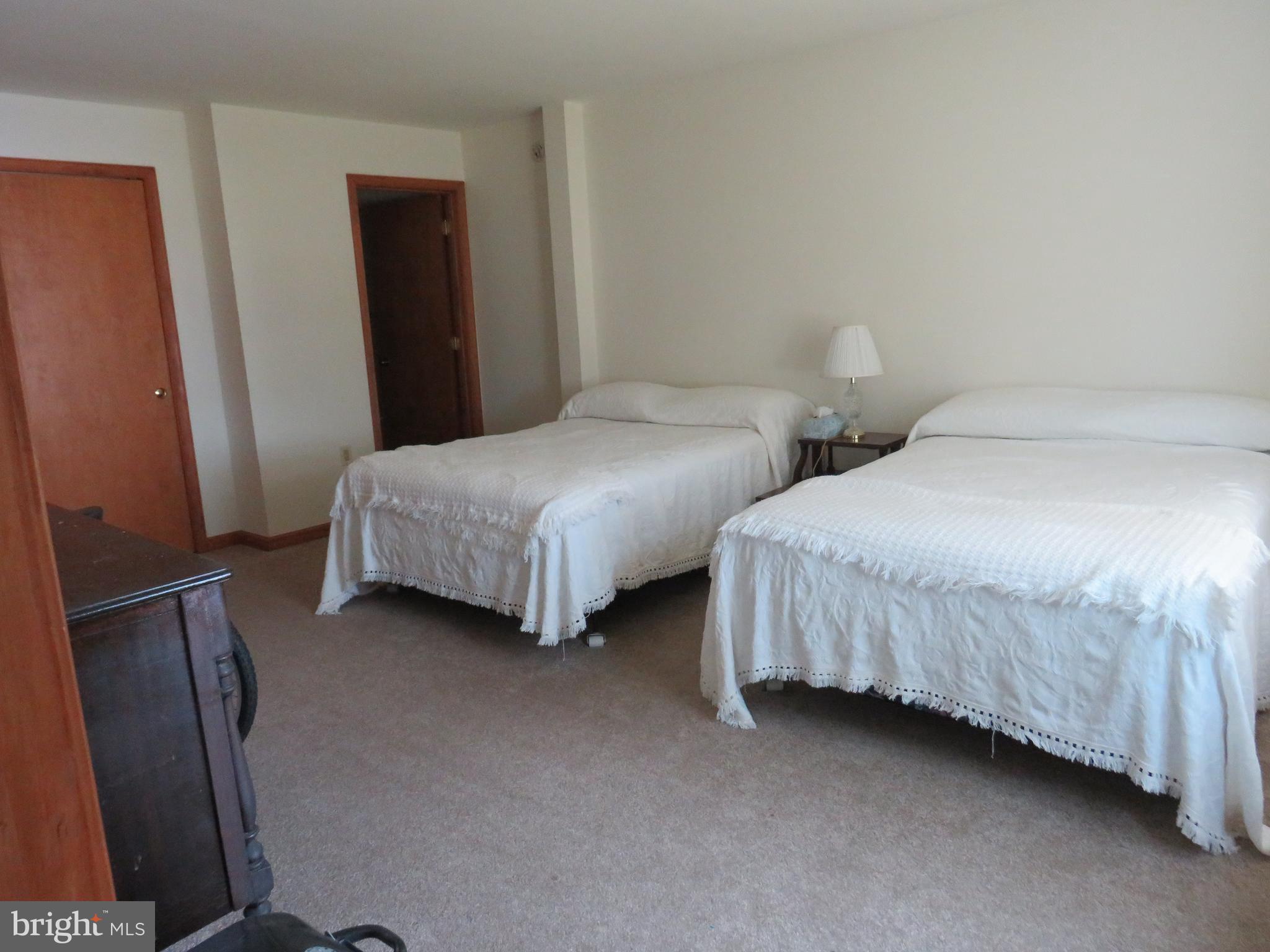 LANDON'S COVE - Residential