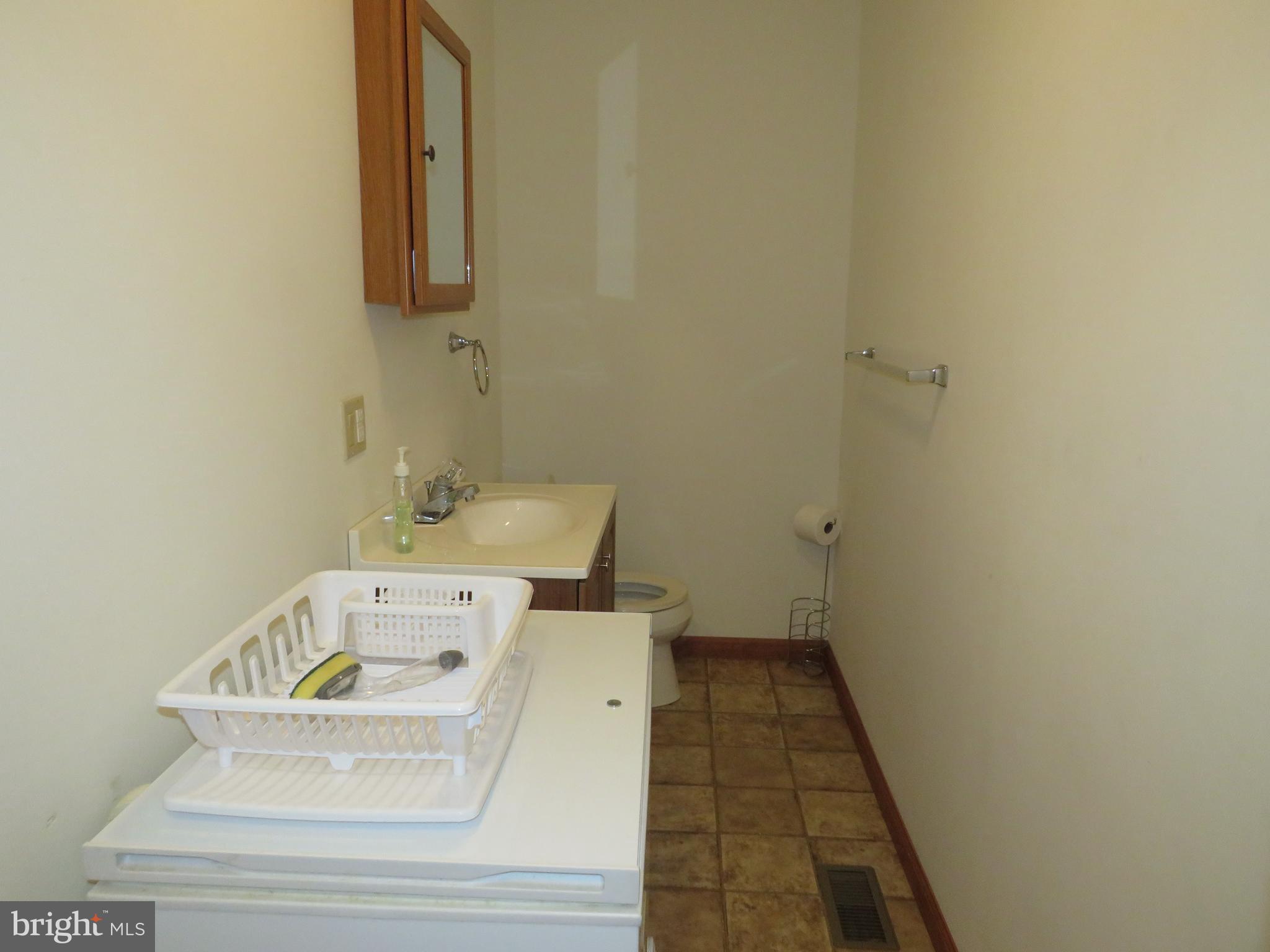 LANDON'S COVE - Residential