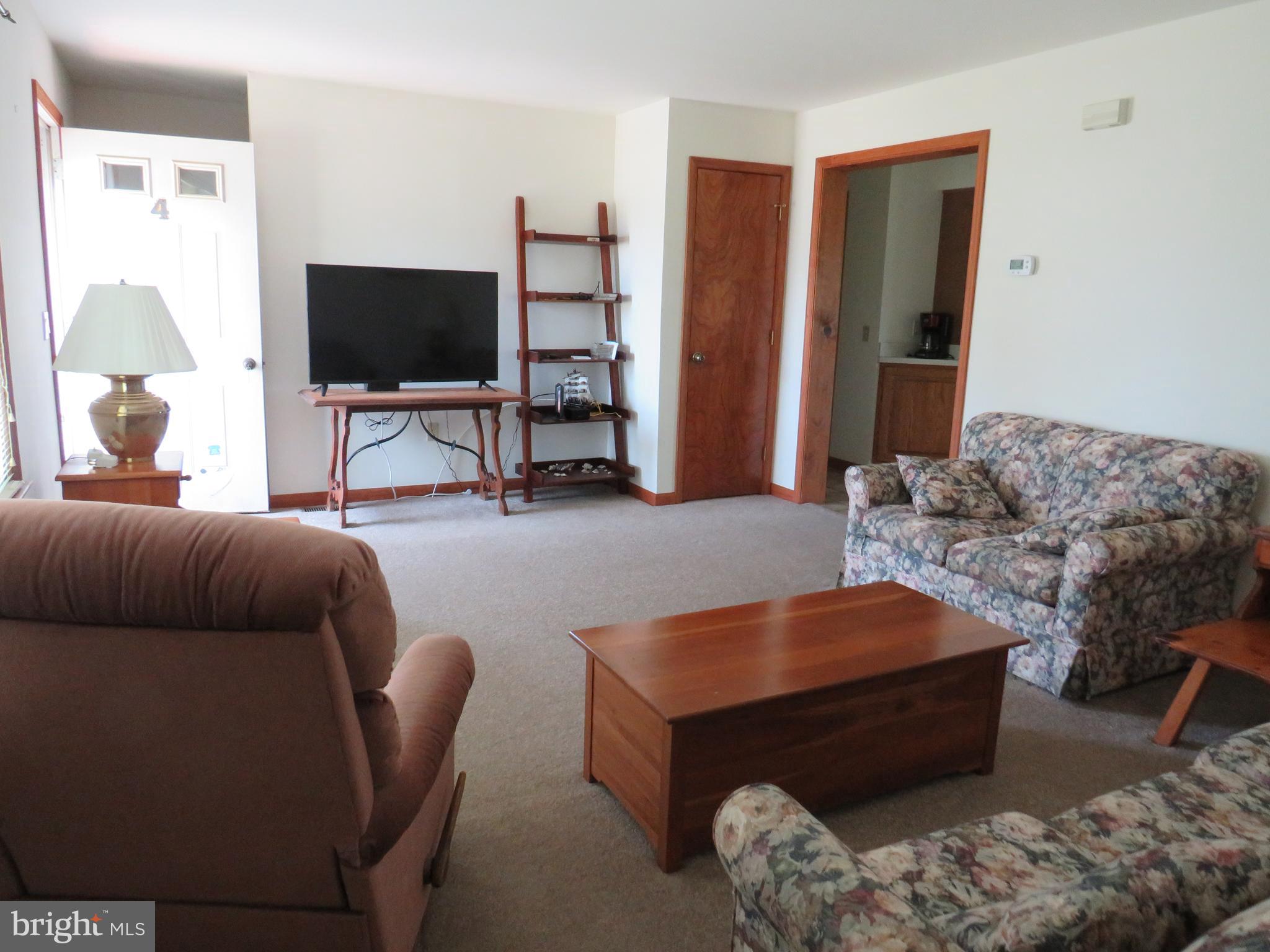 LANDON'S COVE - Residential