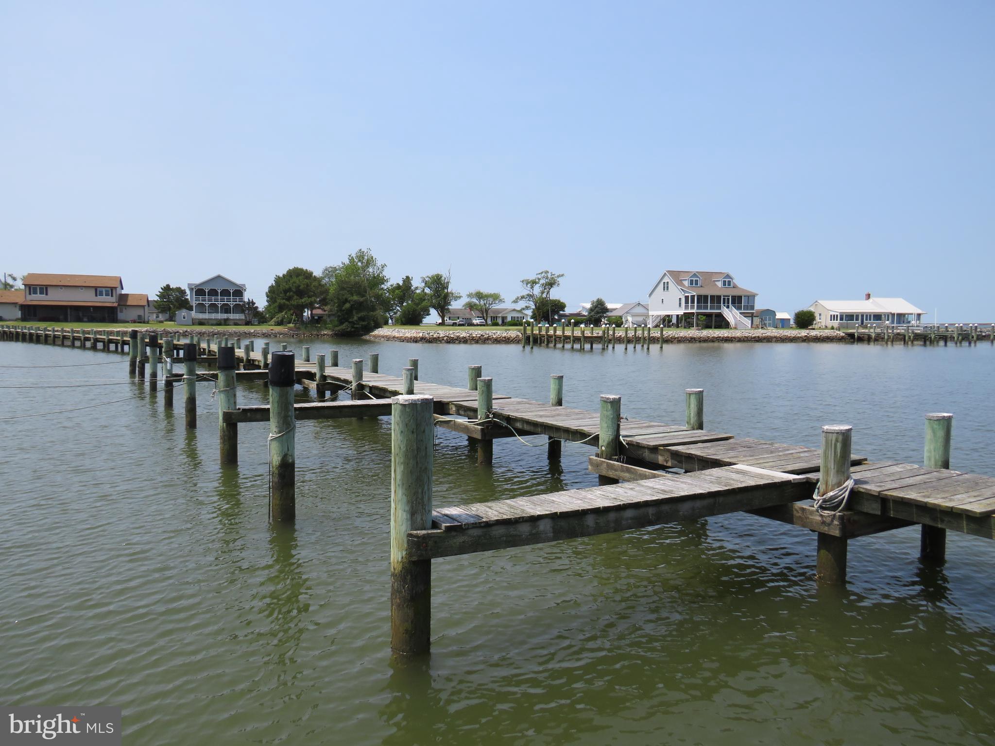 LANDON'S COVE - Residential