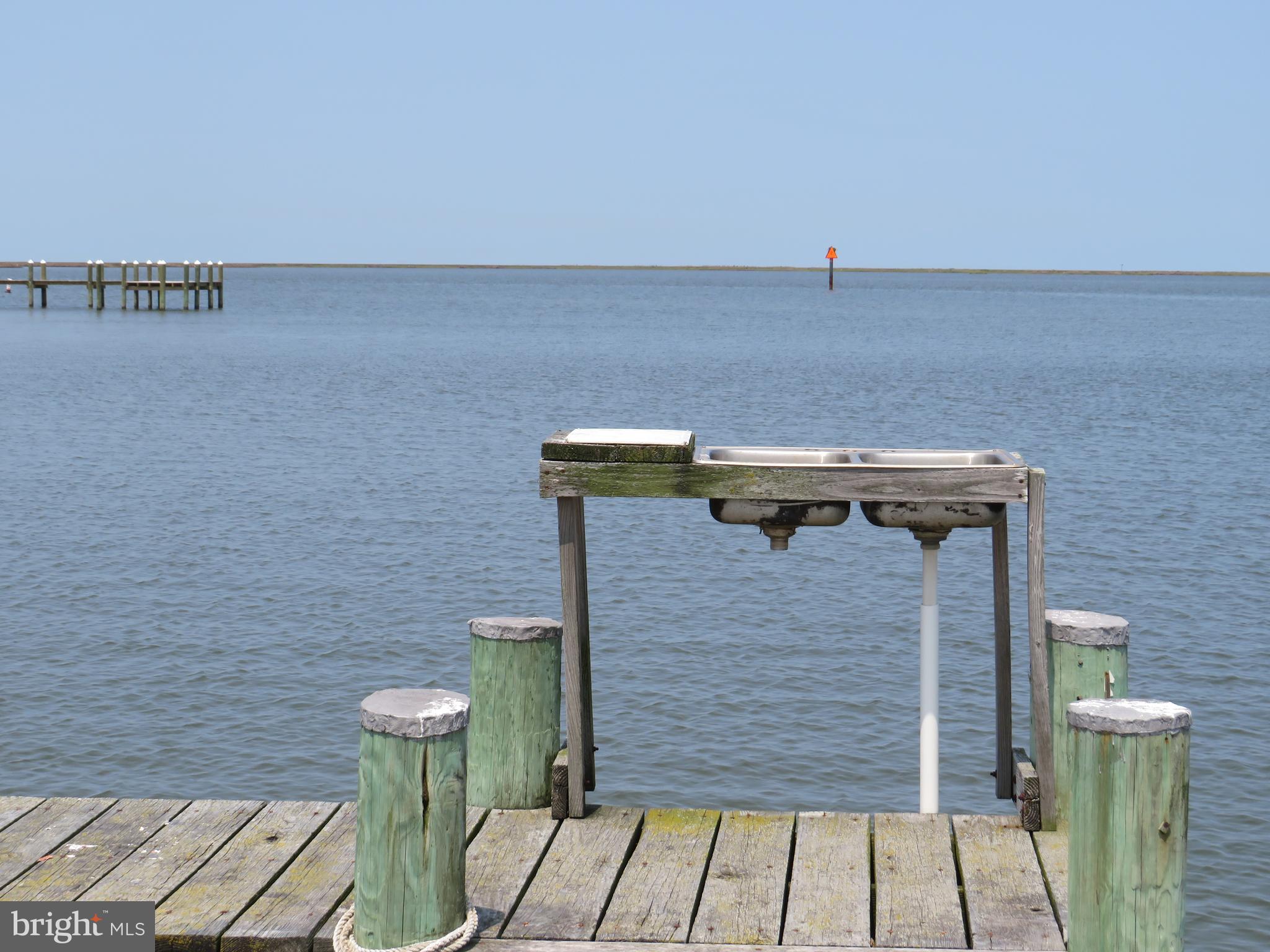 LANDON'S COVE - Residential