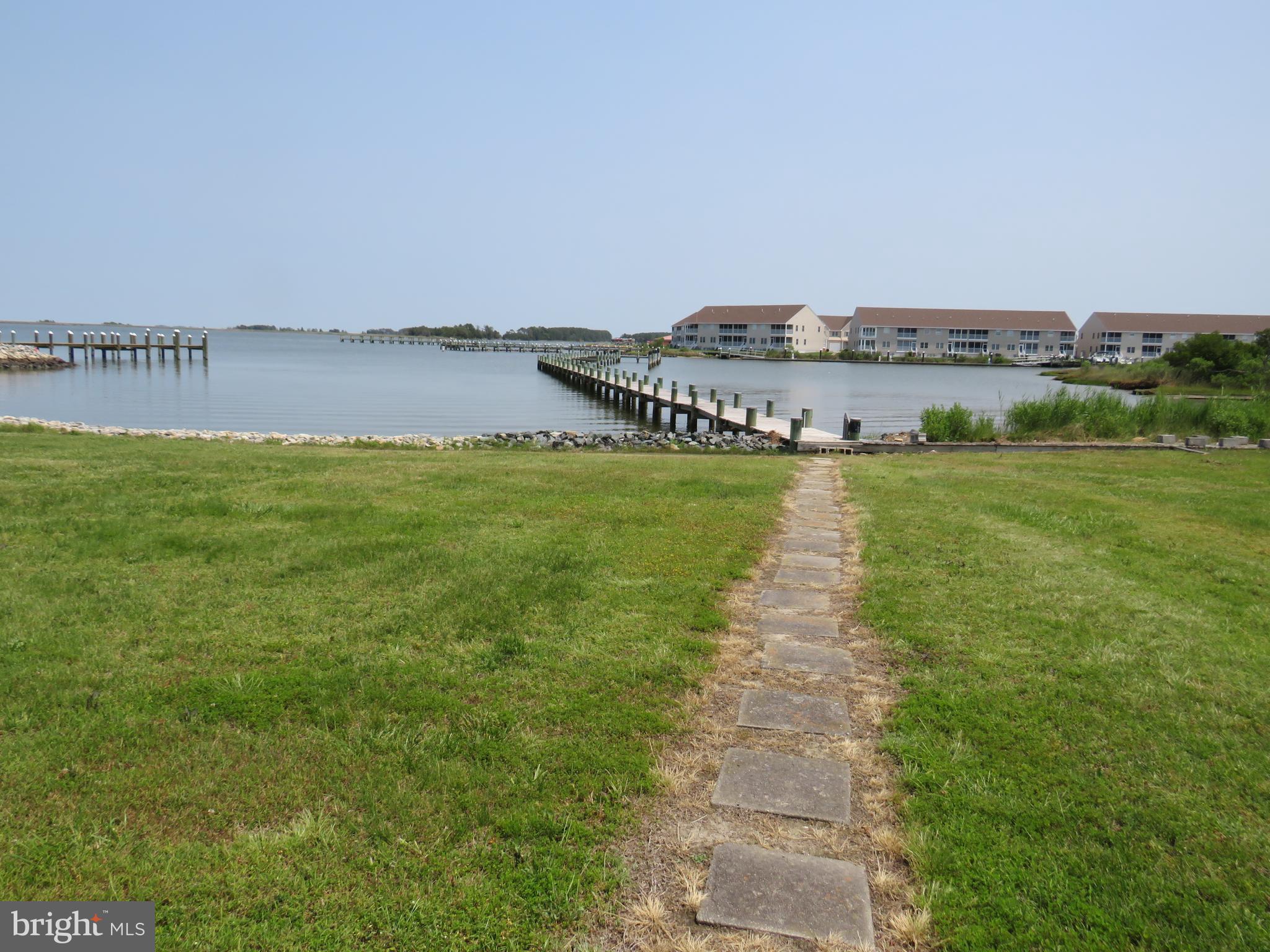 LANDON'S COVE - Residential