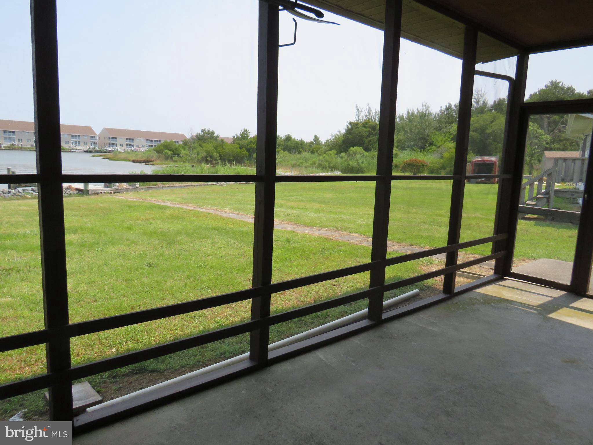 LANDON'S COVE - Residential