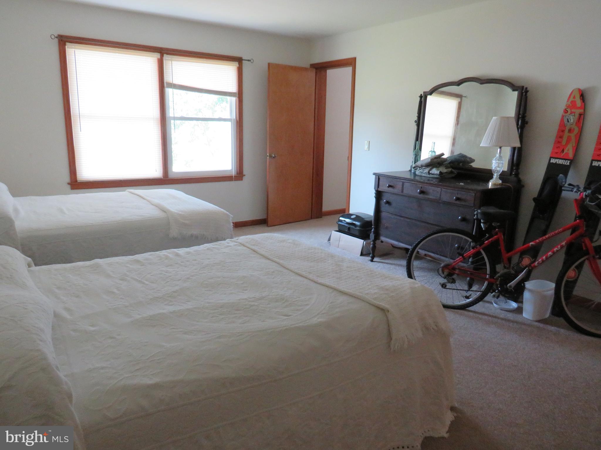 LANDON'S COVE - Residential