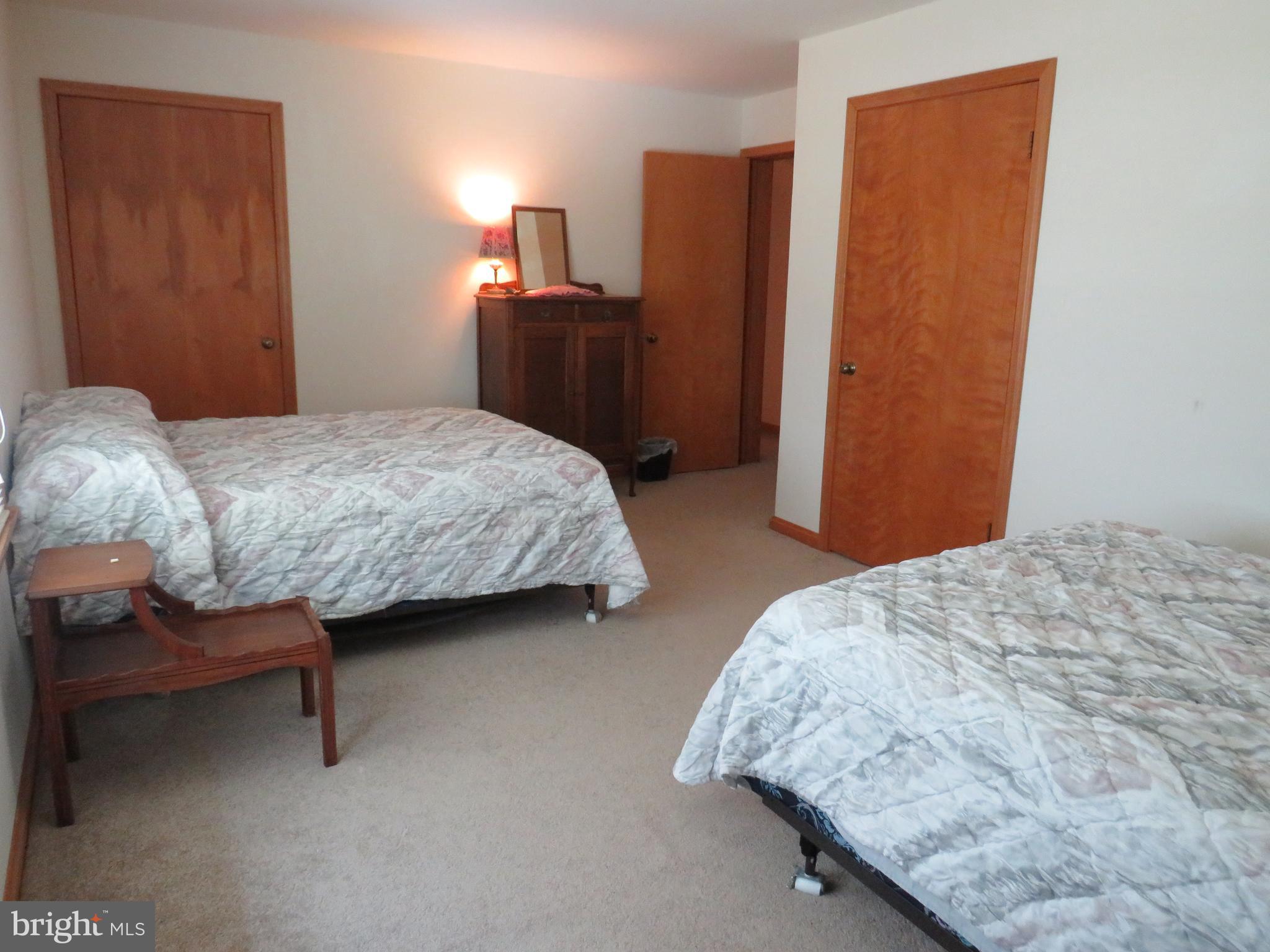 LANDON'S COVE - Residential