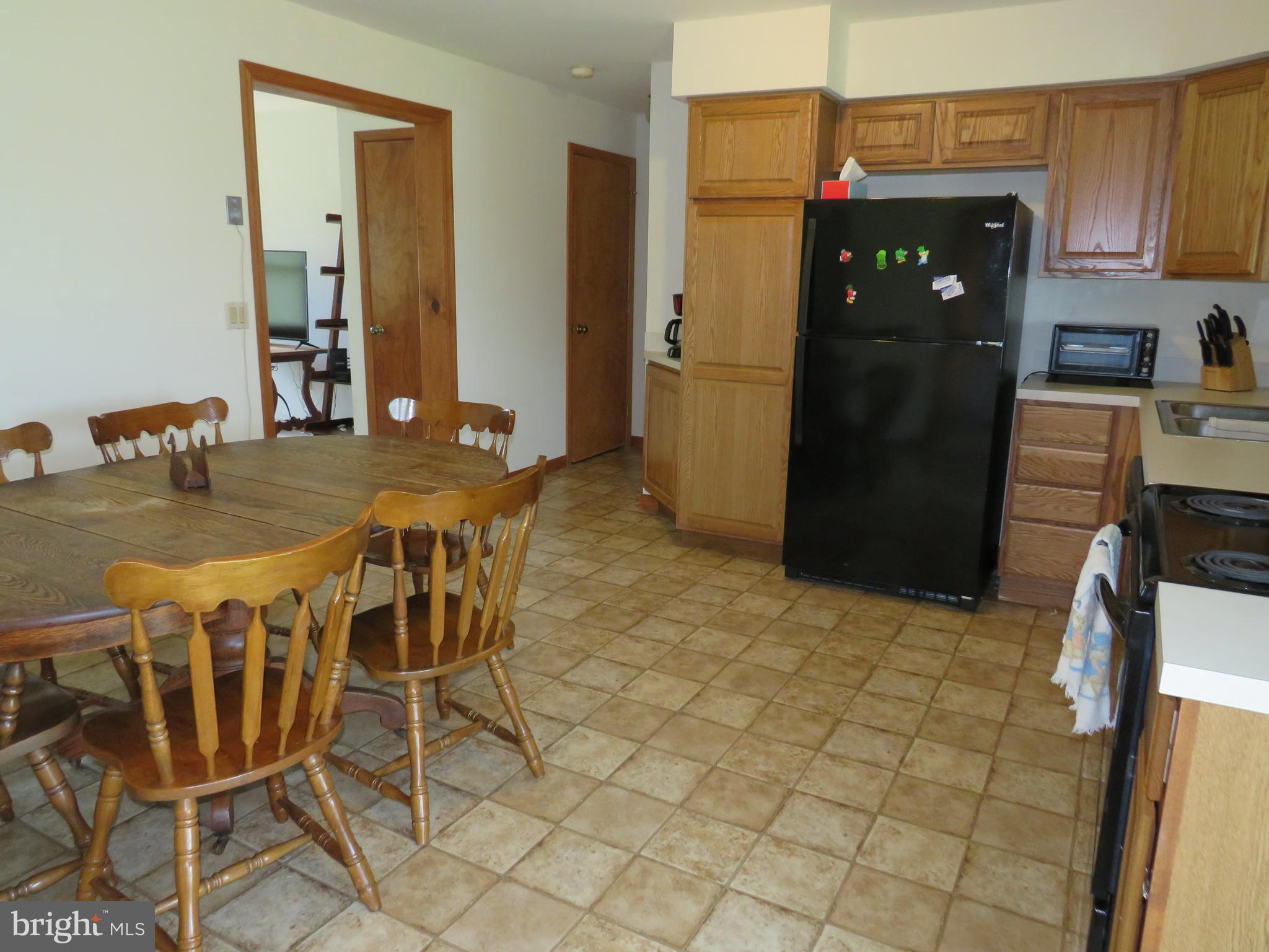 LANDON'S COVE - Residential