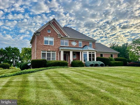 Homes For Sale - 144 Widener Drive<br/> WINCHESTER, VA 22603