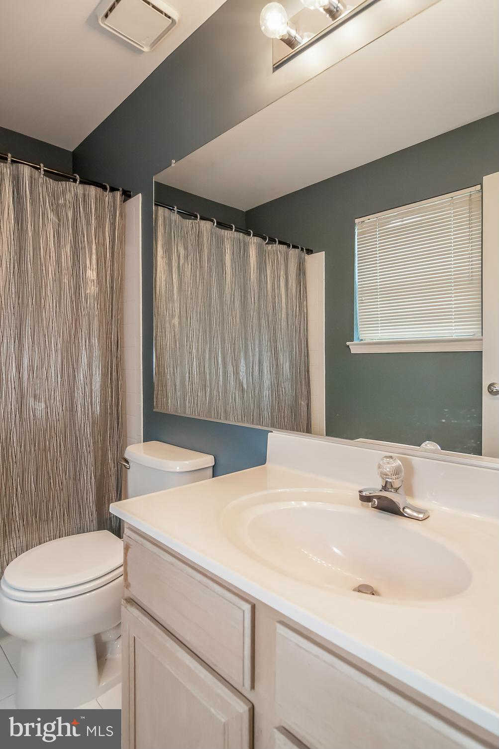 FALLS GABLE - Residential