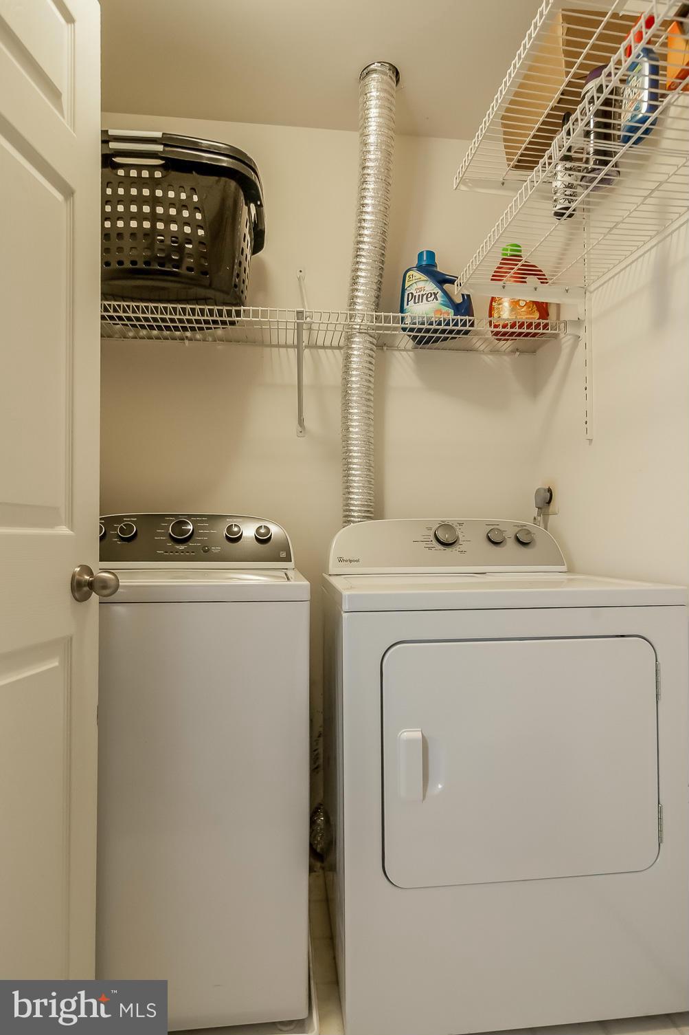 FALLS GABLE - Residential