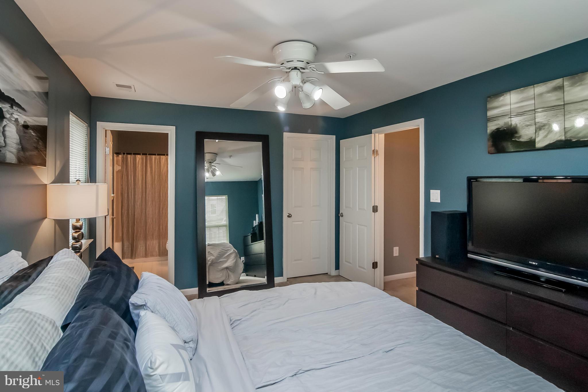 FALLS GABLE - Residential