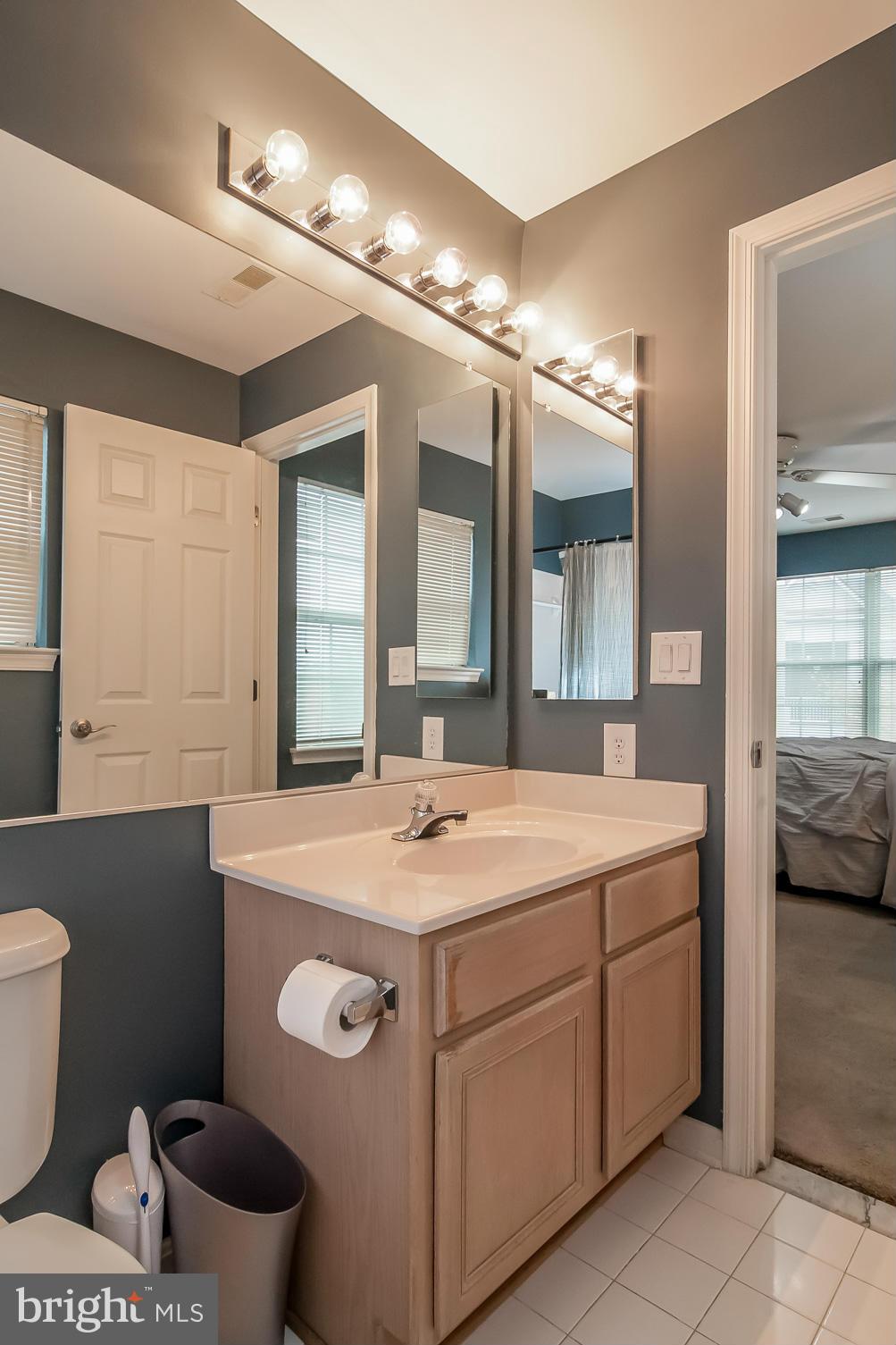 FALLS GABLE - Residential