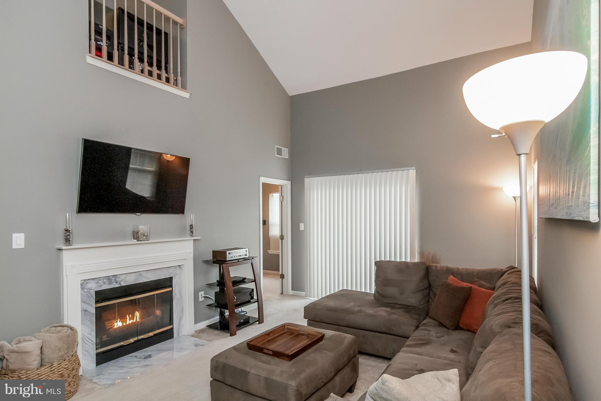 FALLS GABLE - Residential