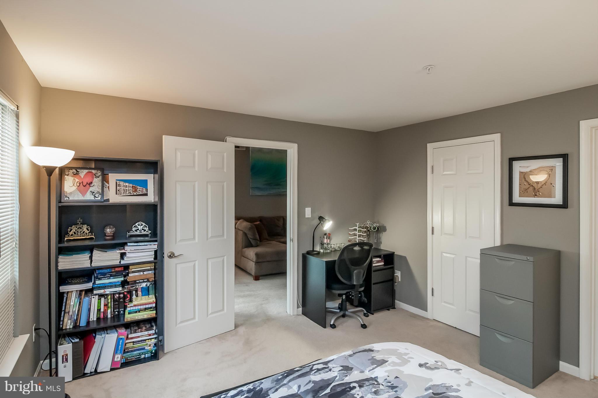 FALLS GABLE - Residential