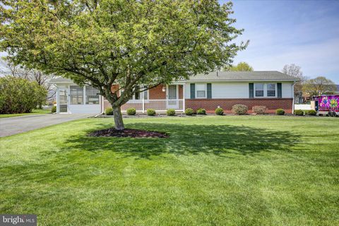 5531 OAKWOOD DRIVE MERCERSBURG PA 17236