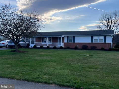 5531 OAKWOOD DRIVE MERCERSBURG PA 17236