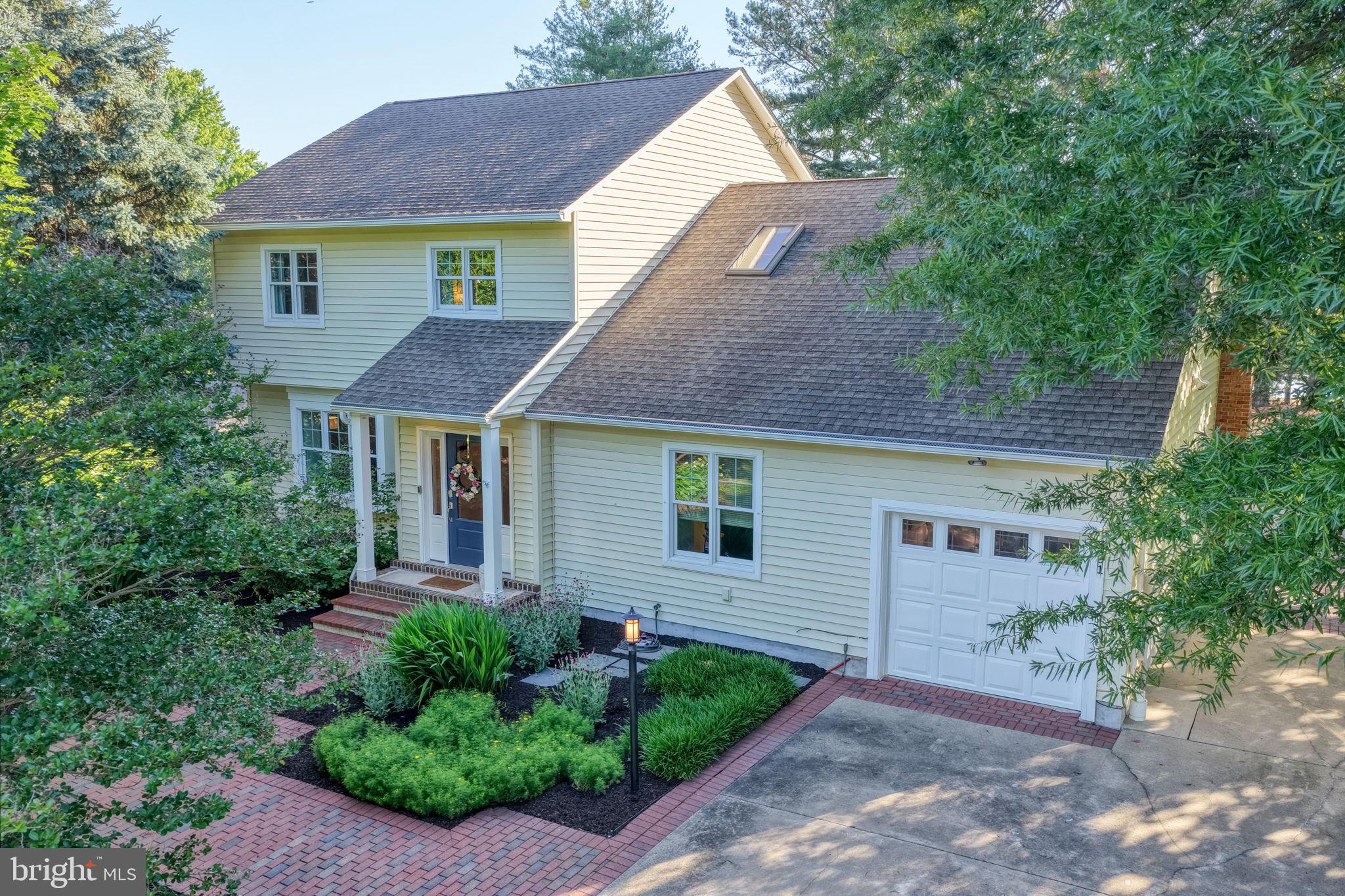 191 HICKORY DALE DRIVE