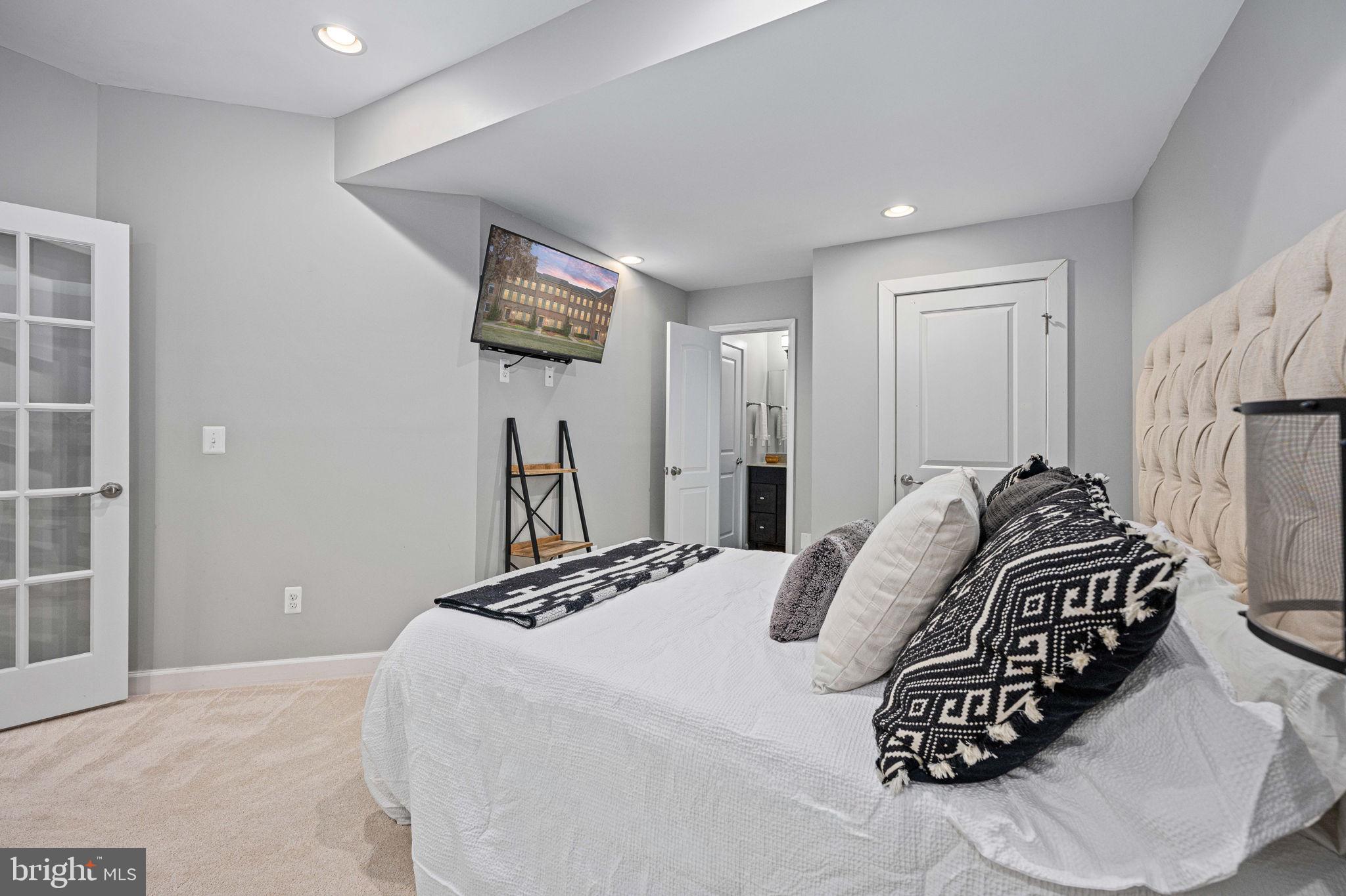 WENTWORTH GREEN - Residential