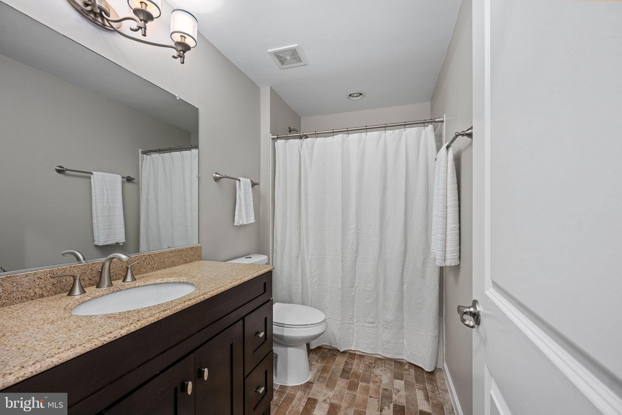 WENTWORTH GREEN - Residential