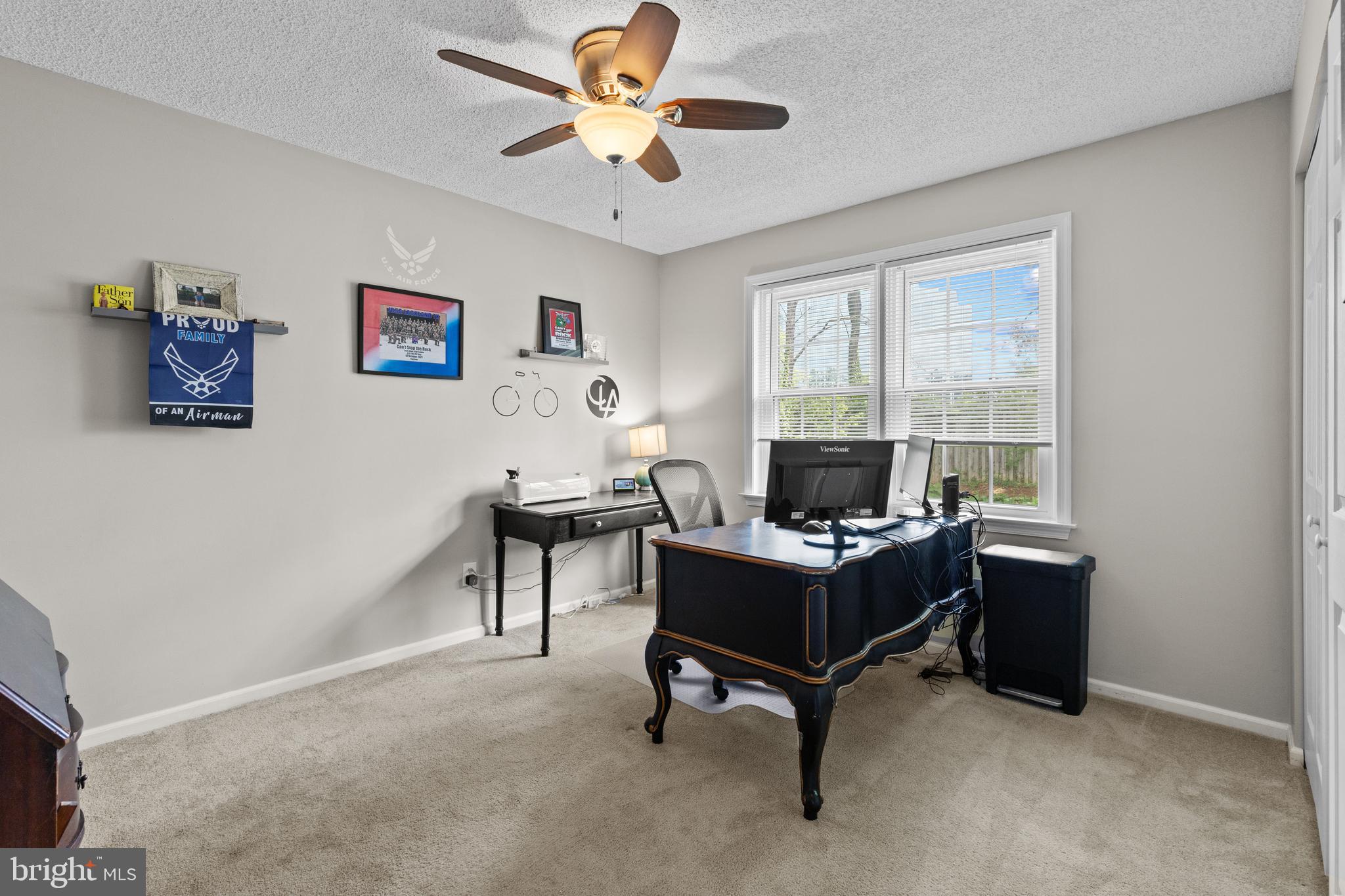 HUNT RIDGE - Residential