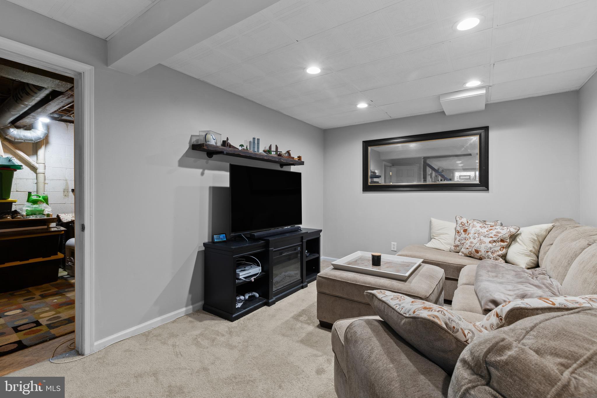 HUNT RIDGE - Residential