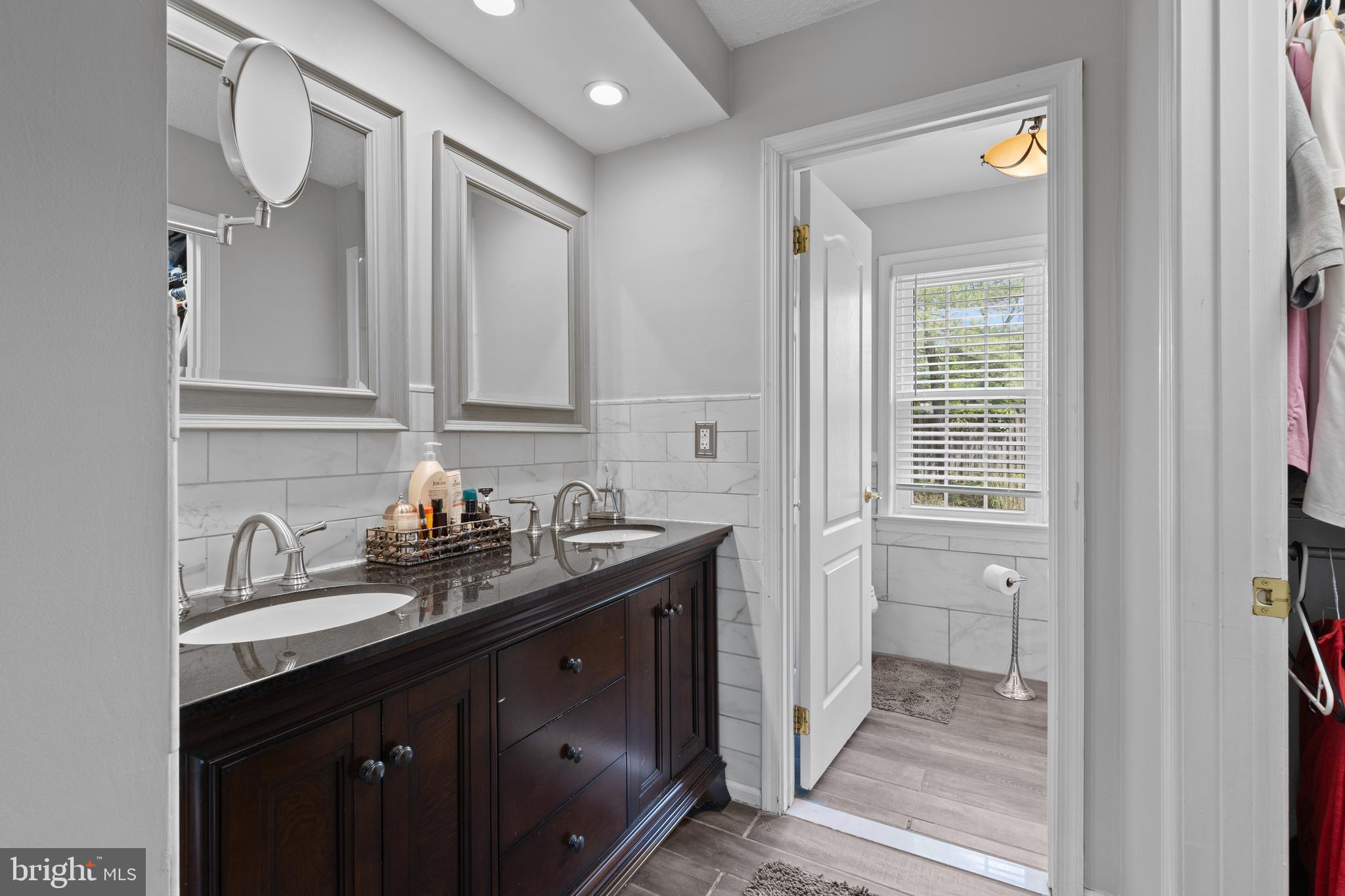 HUNT RIDGE - Residential