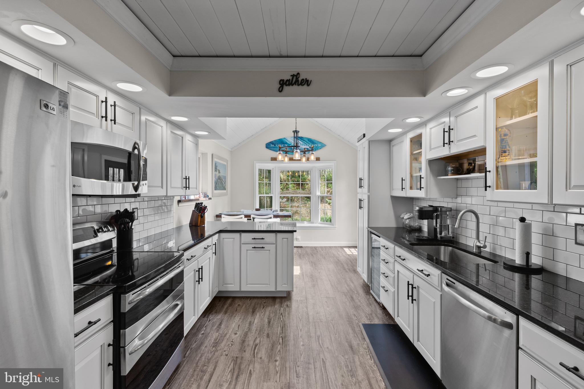 HUNT RIDGE - Residential