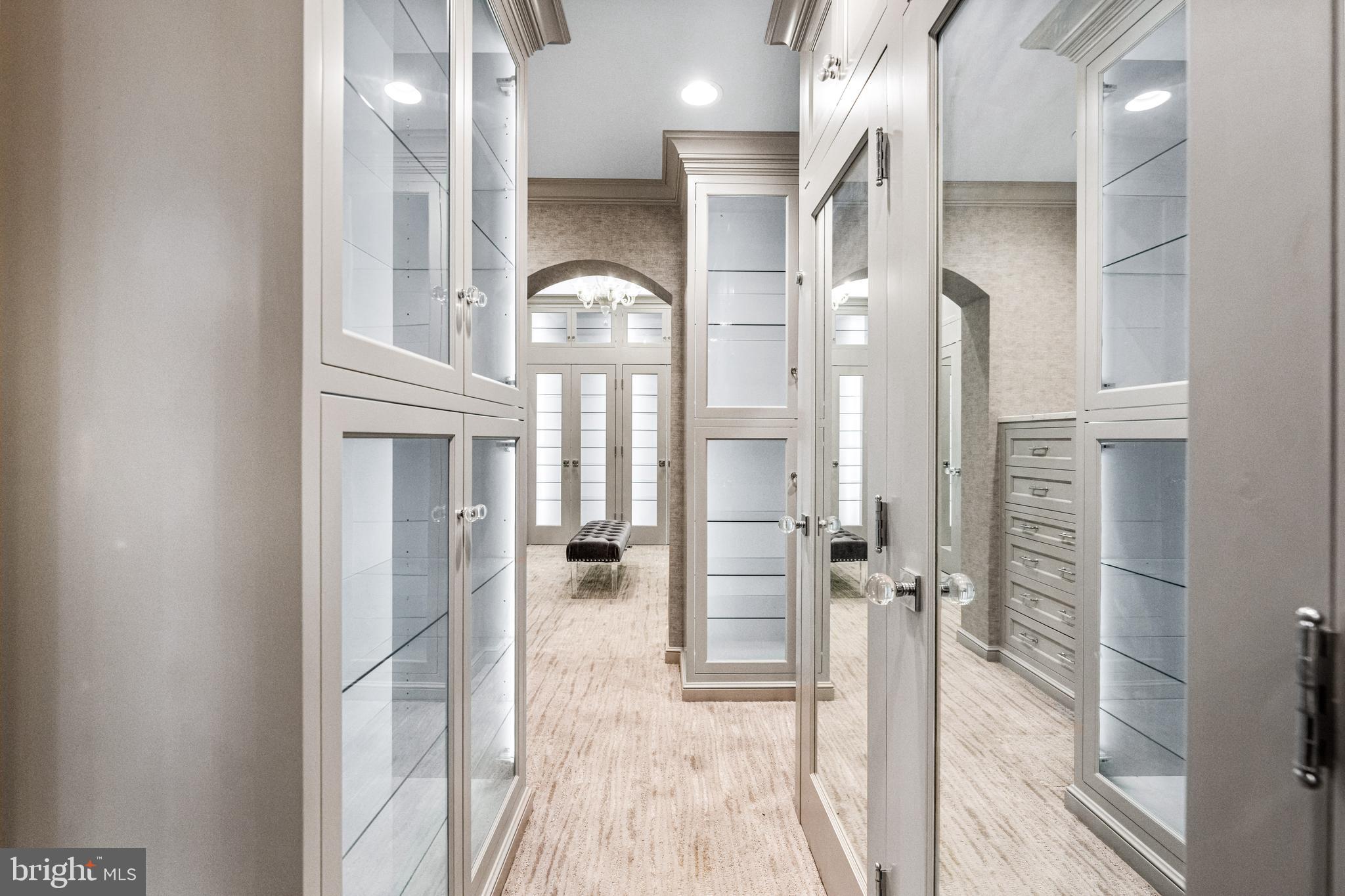 MERION GOLF ESTATES - Residential