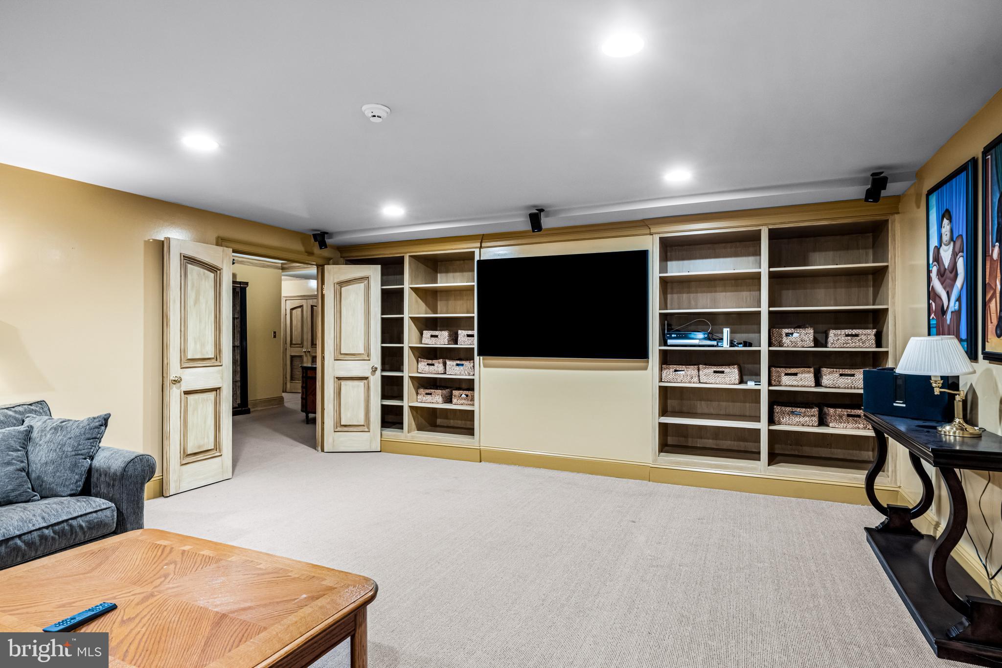 MERION GOLF ESTATES - Residential