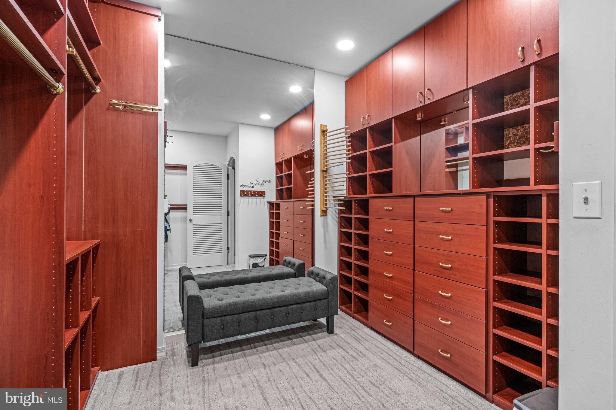 MERION GOLF ESTATES - Residential