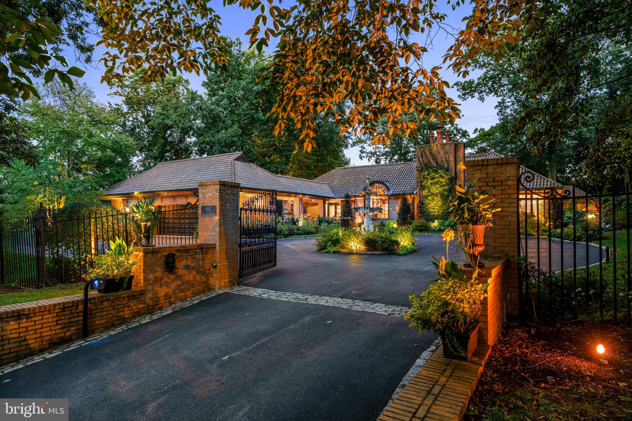MERION GOLF ESTATES - Residential