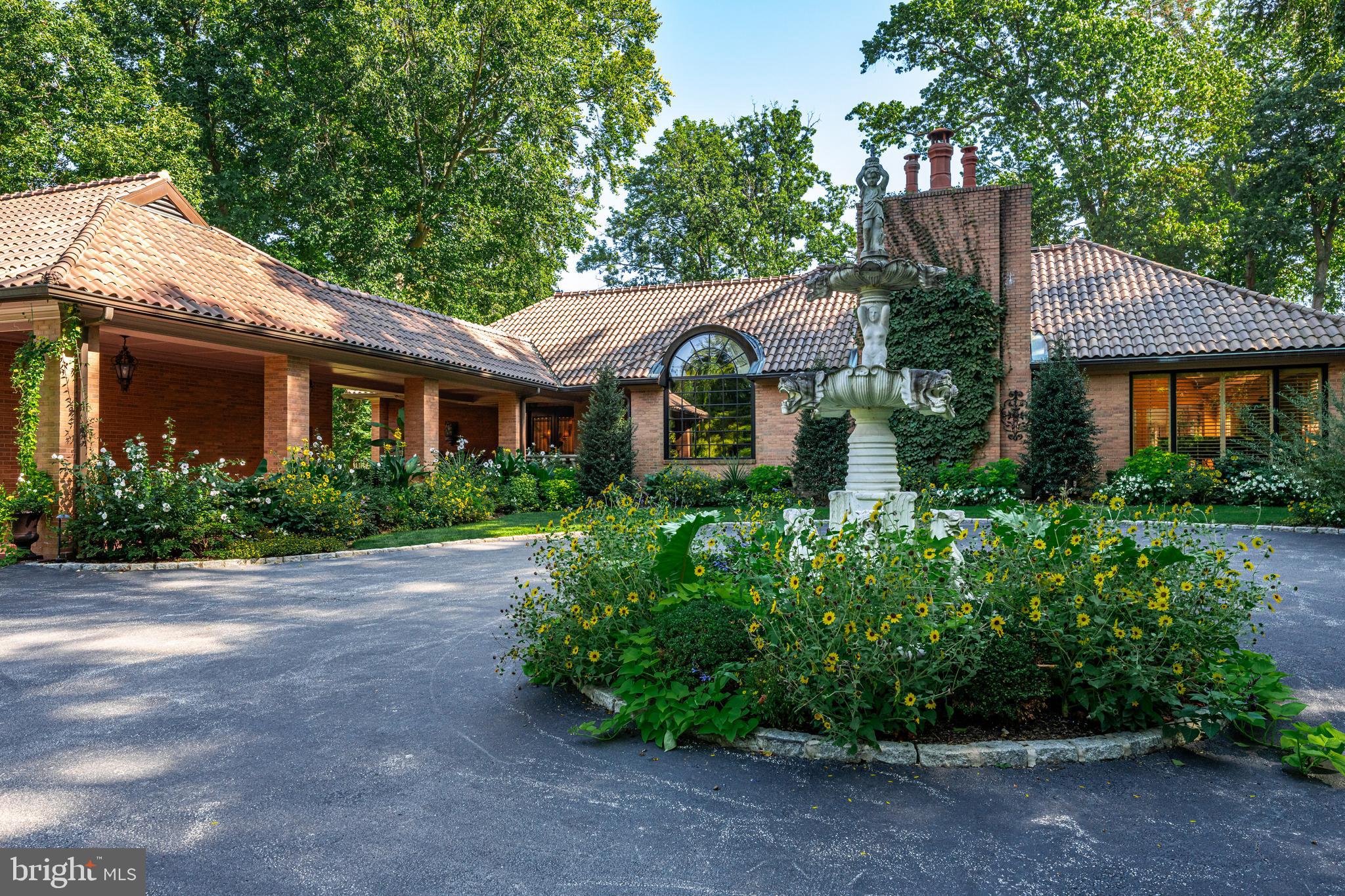 MERION GOLF ESTATES - Residential
