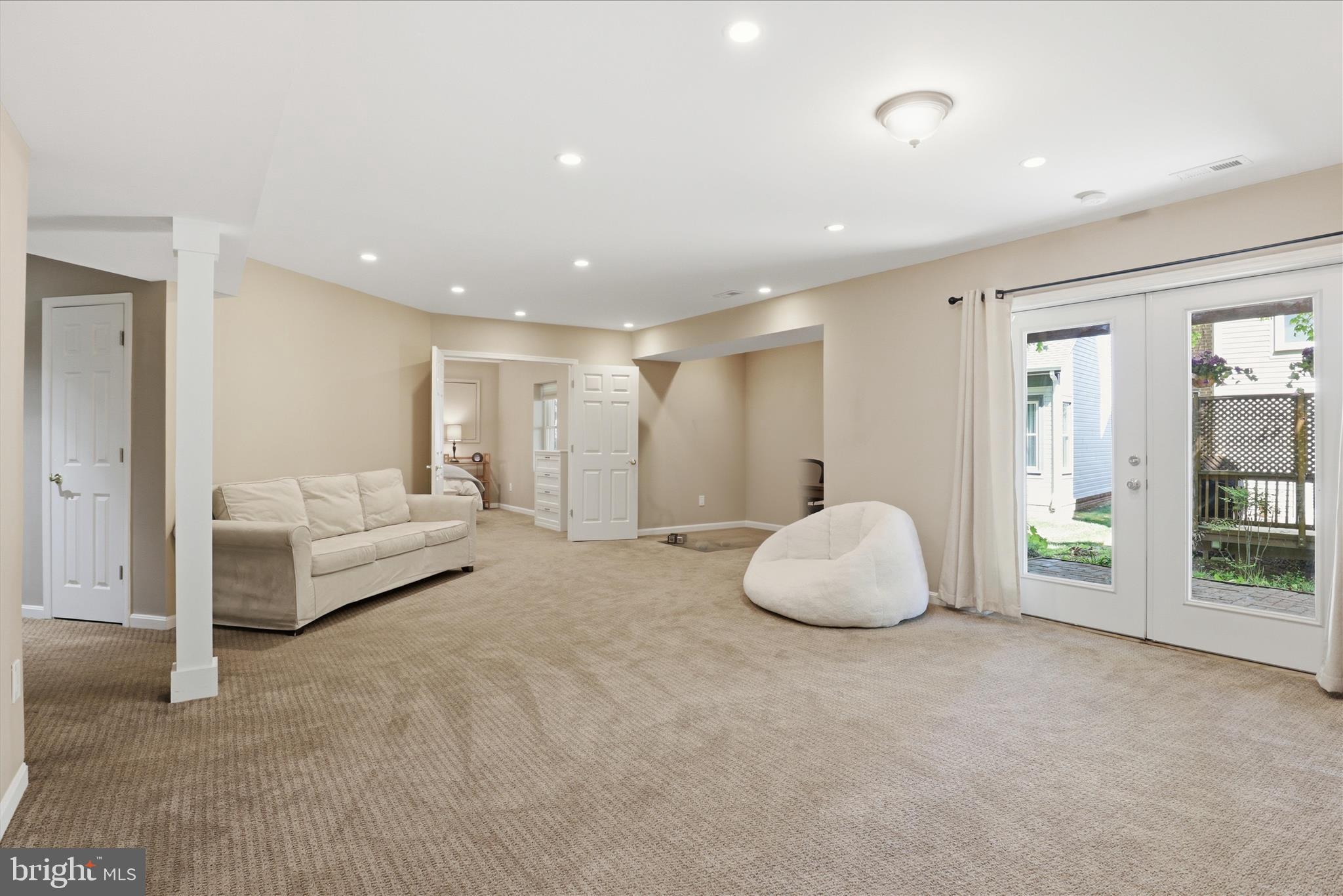 WALNUT HILL ESTATES - Residential