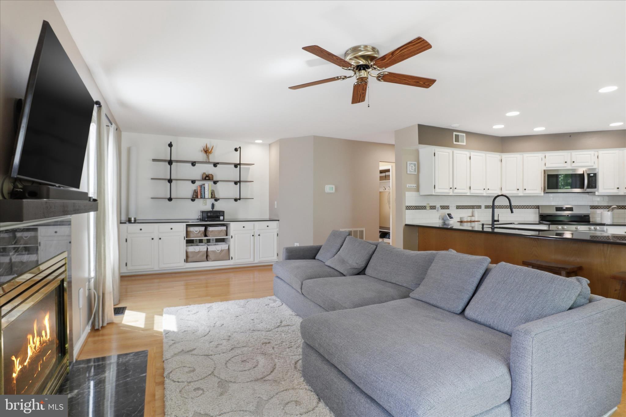WALNUT HILL ESTATES - Residential