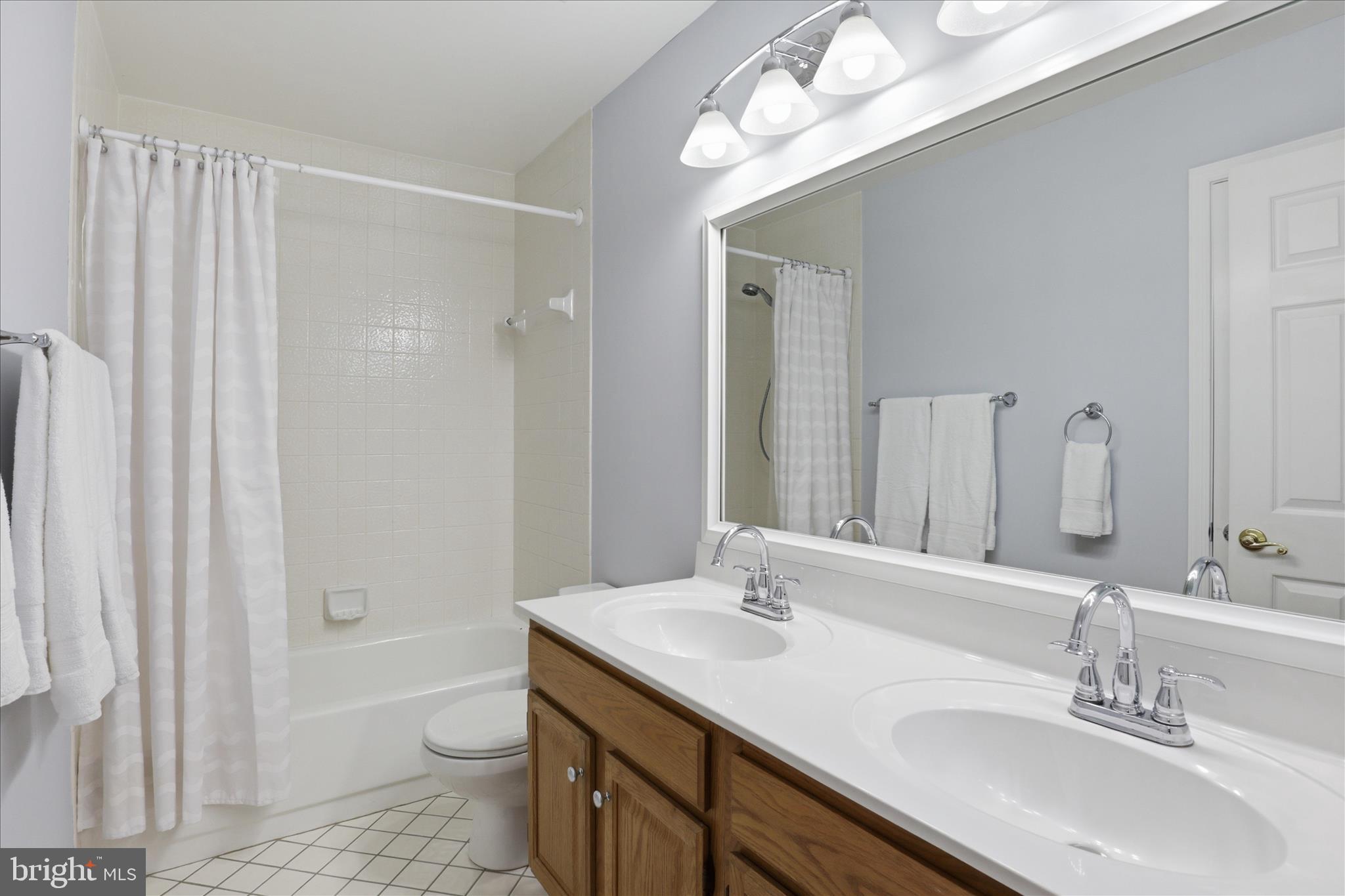 WALNUT HILL ESTATES - Residential