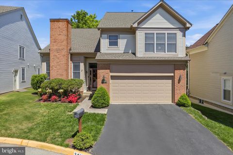 Photo of 3424 Silver Maple Place, FALLS CHURCH, VA 22042 (MLS # VAFX2302306)