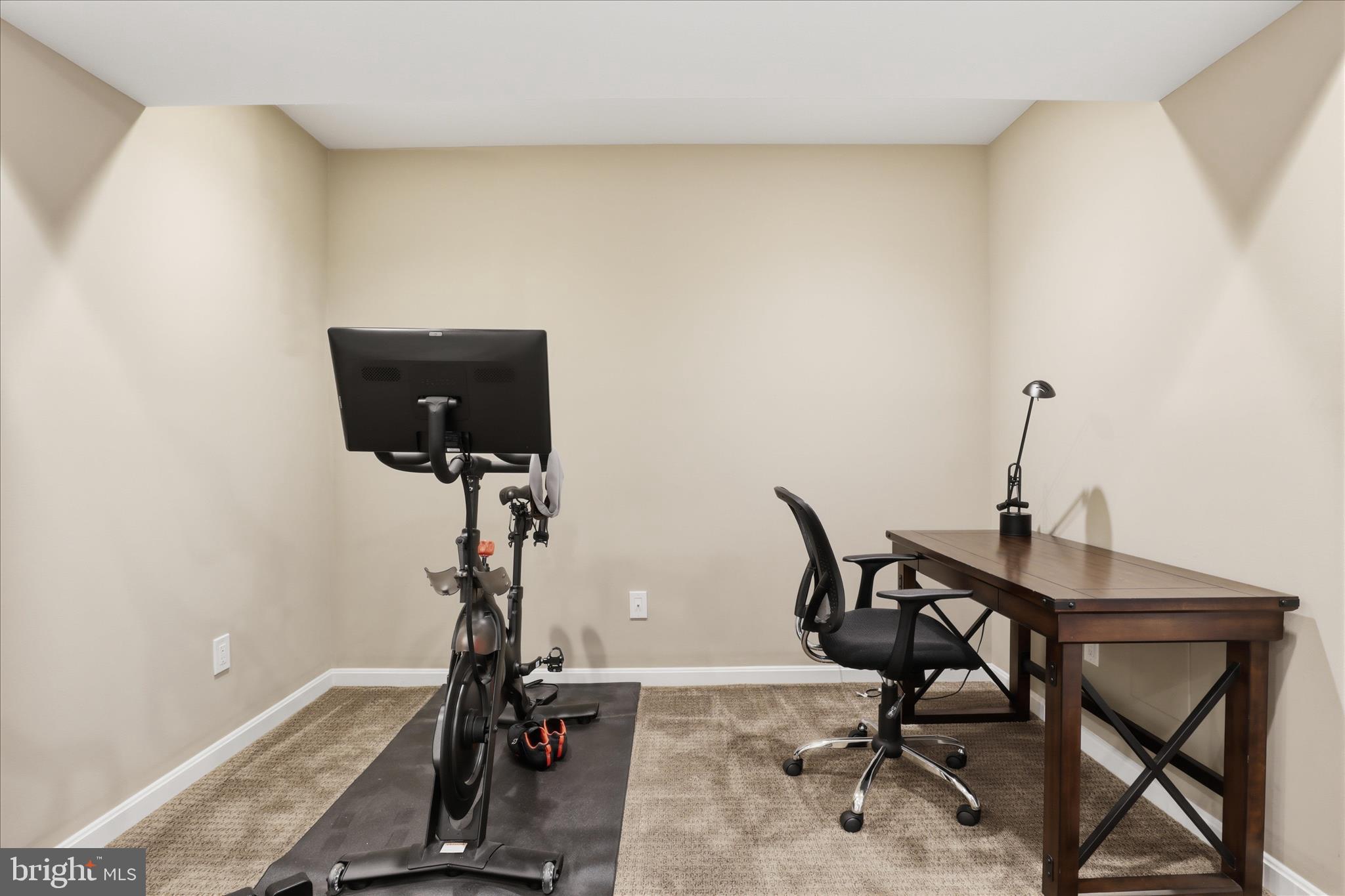 WALNUT HILL ESTATES - Residential