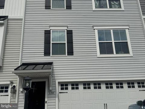 Townhouse For Rent - 130 Copperleaf Drive<br/> Cumberland County, MECHANICSBURG, PA 17050