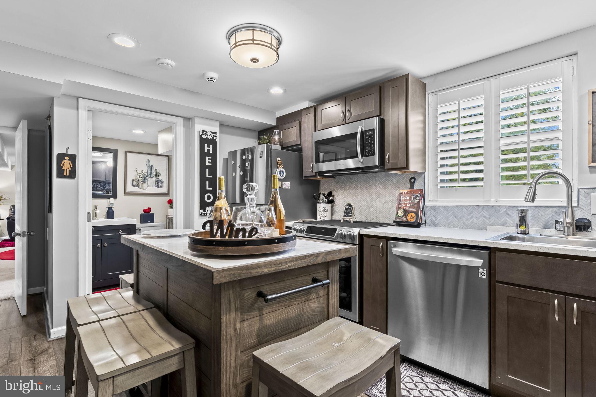 ROSEDALE ESTATES - Residential