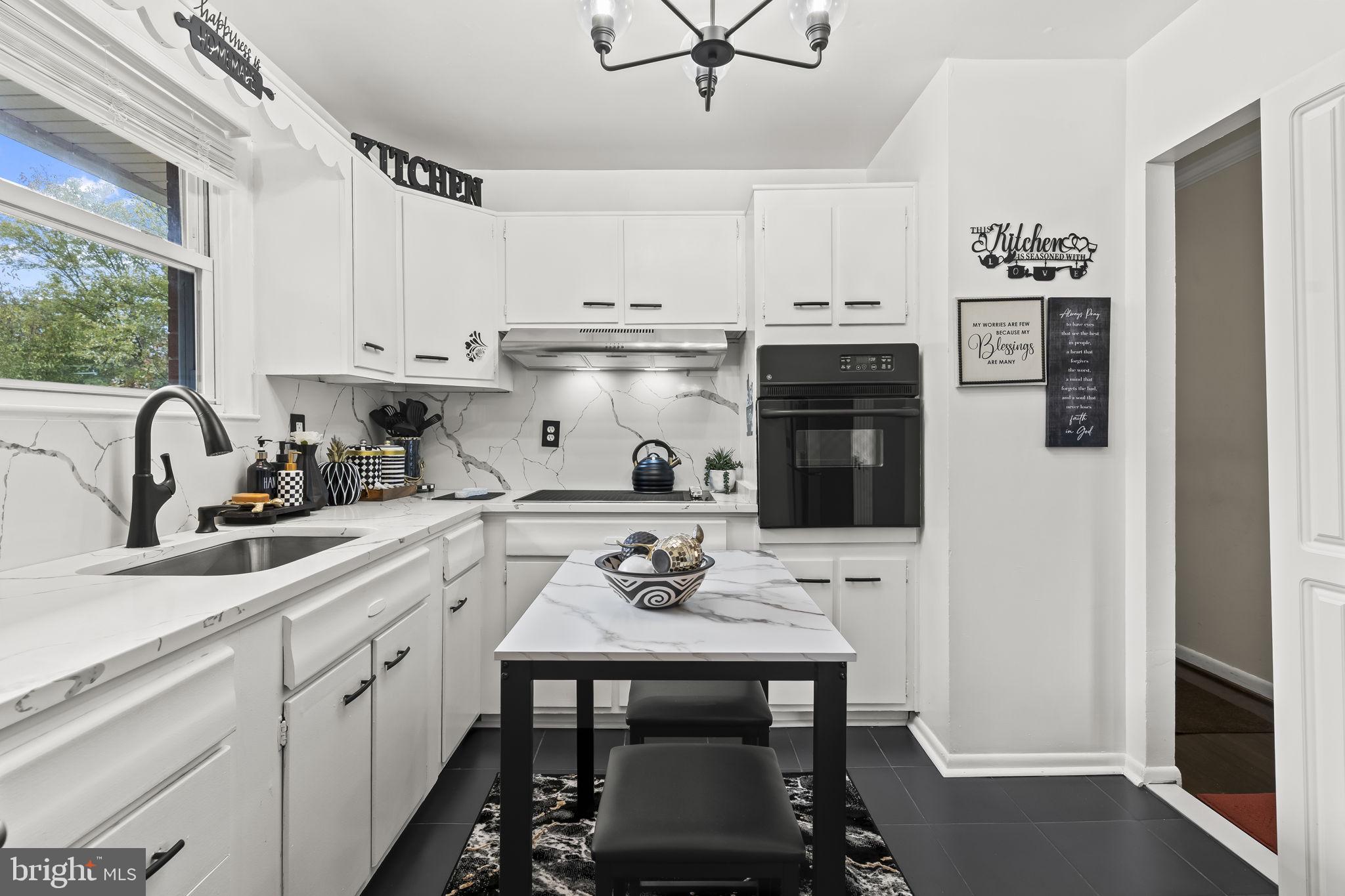 ROSEDALE ESTATES - Residential