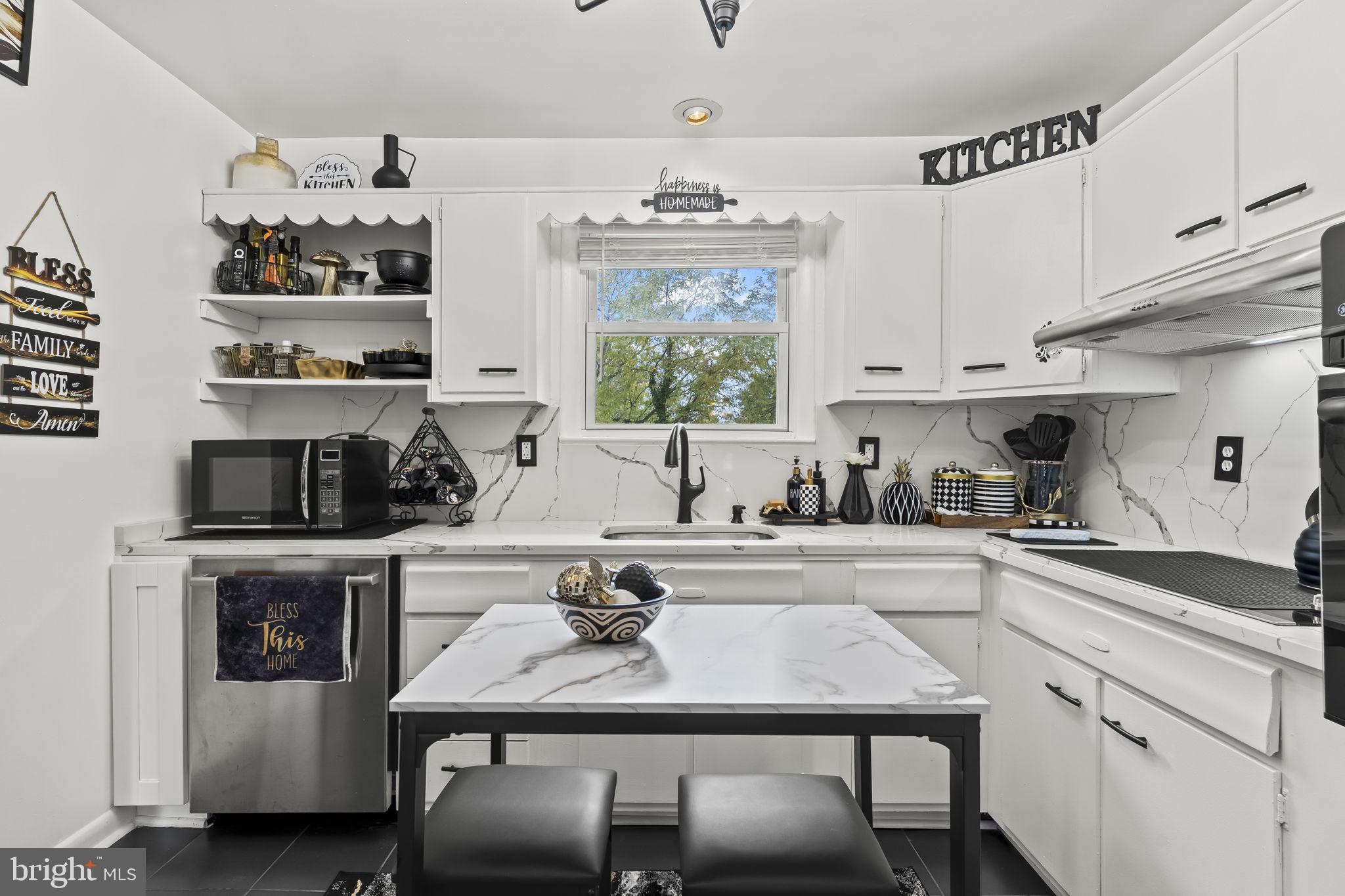 ROSEDALE ESTATES - Residential